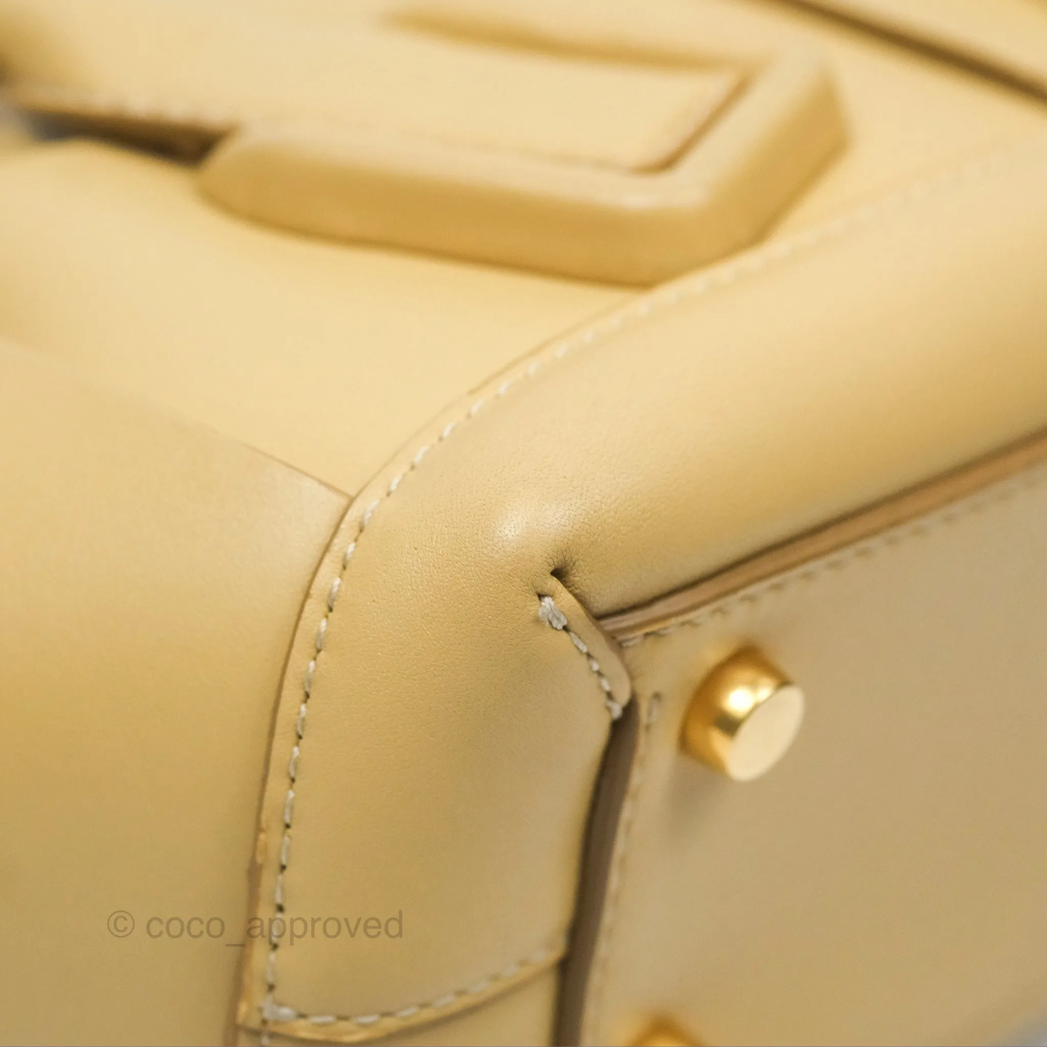Bottega Veneta Arco Mini Intrecciato Textured-leather Tote Yellow