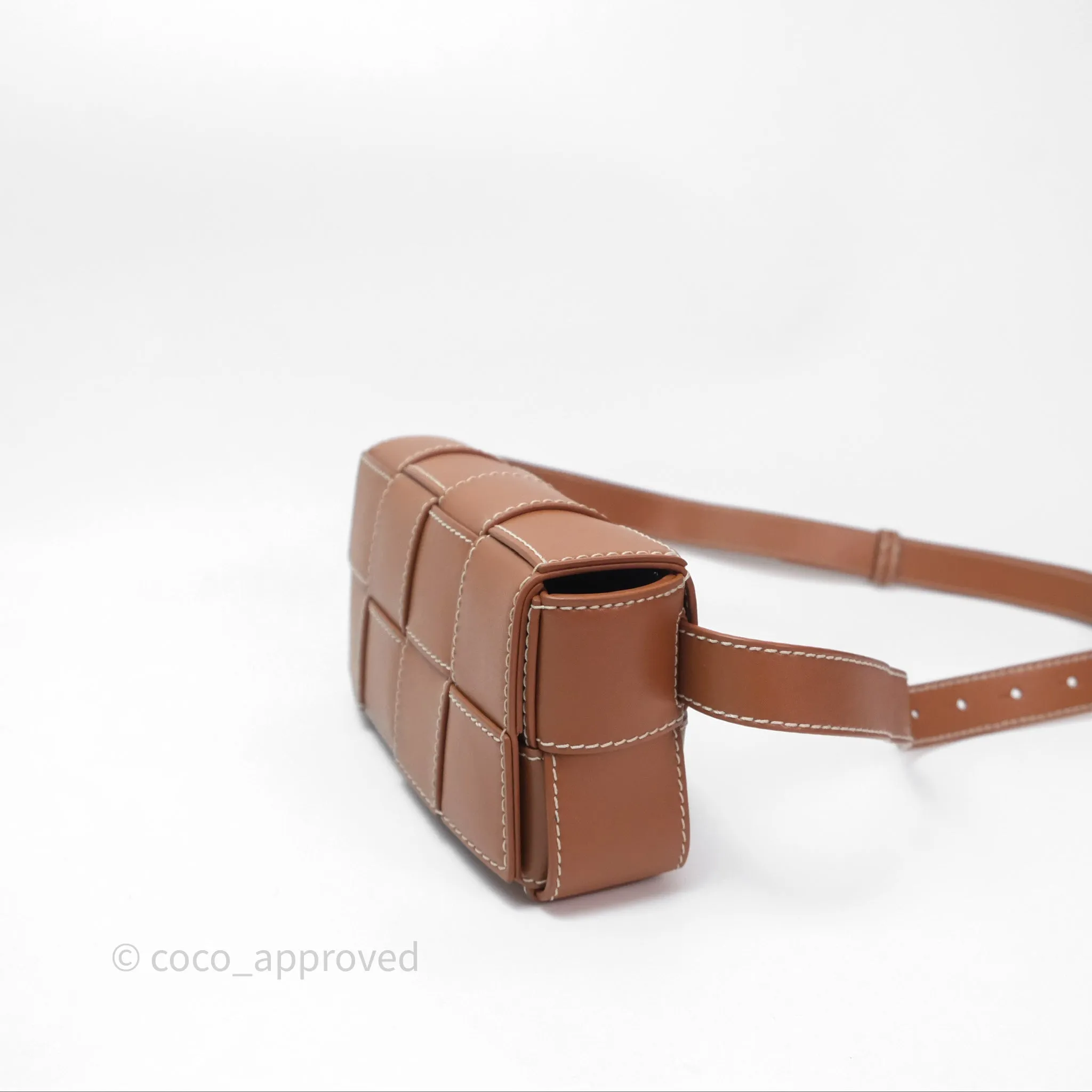 Bottega Veneta Cassette Belt Bag Intreccio Calfskin Wood/ Natural