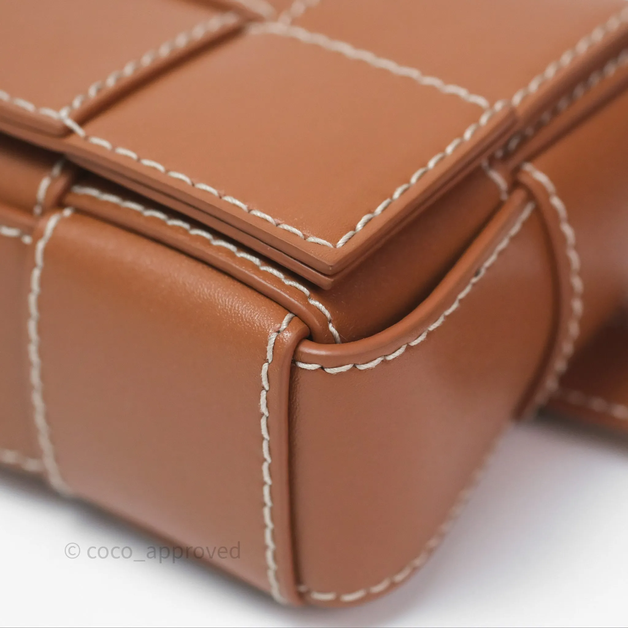 Bottega Veneta Cassette Belt Bag Intreccio Calfskin Wood/ Natural