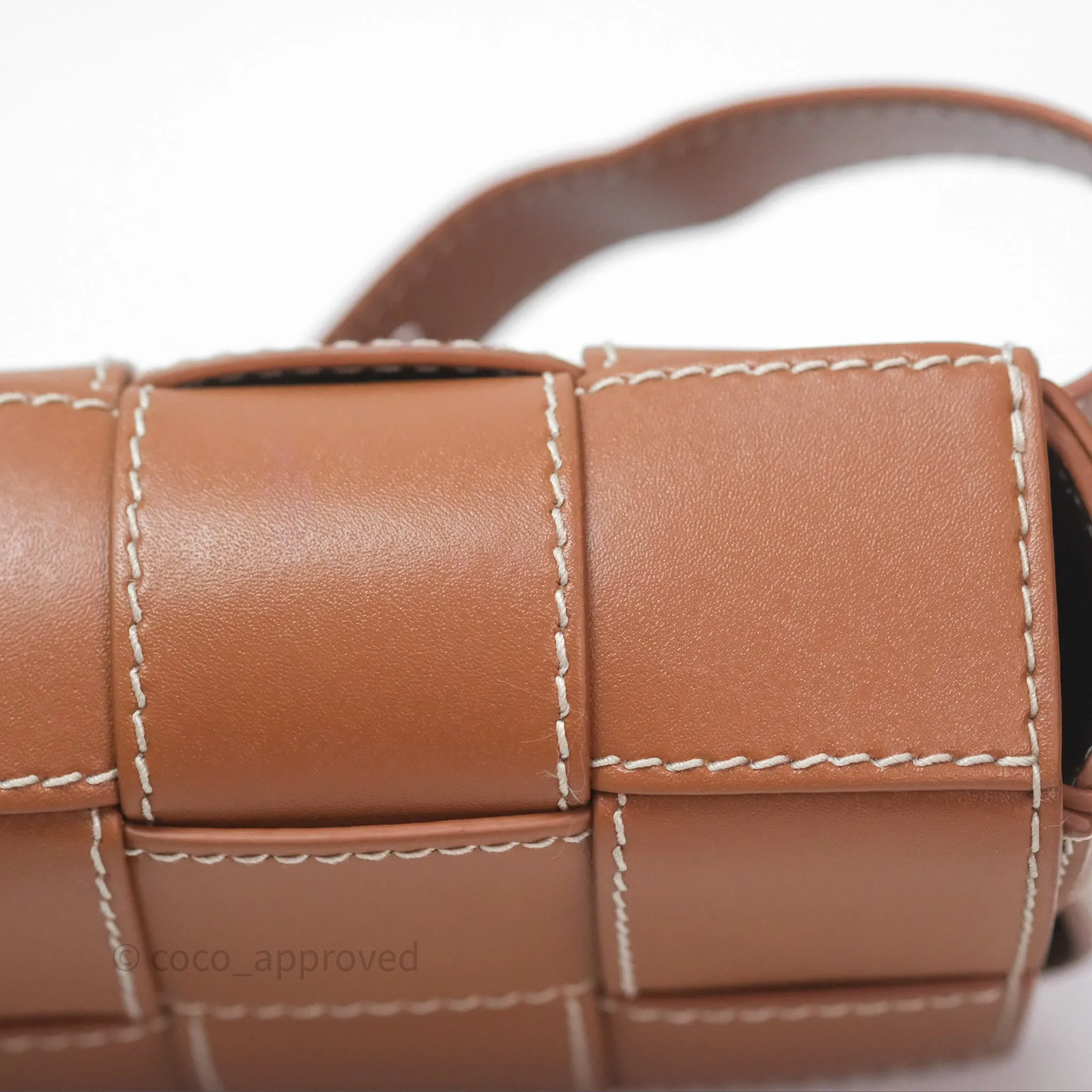 Bottega Veneta Cassette Belt Bag Intreccio Calfskin Wood/ Natural