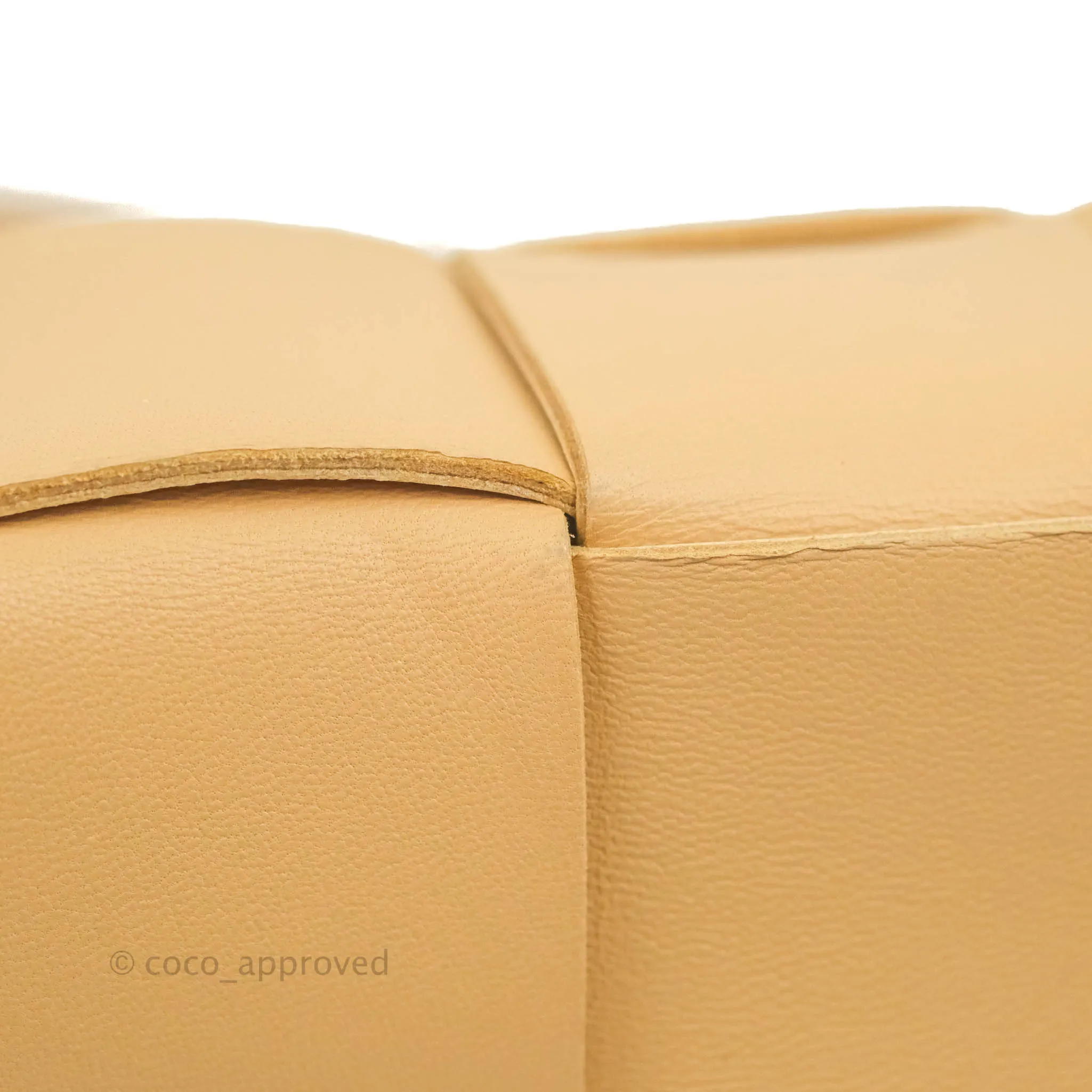 Bottega Veneta Cassette Shoulder Bag Intrecciato Beige Lambskin