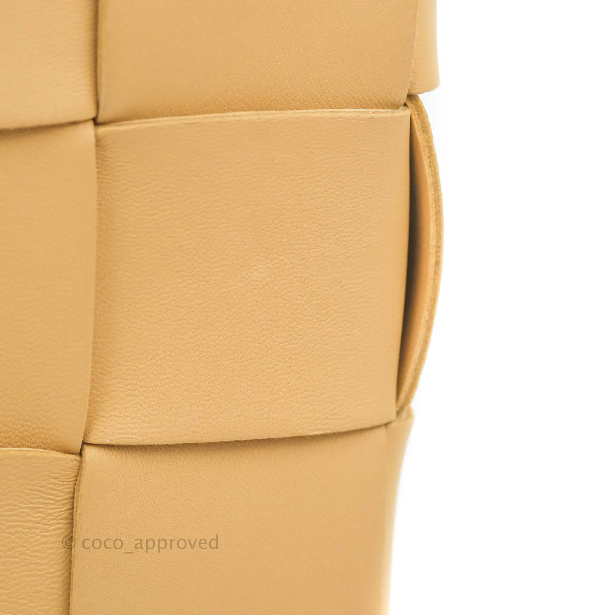 Bottega Veneta Cassette Shoulder Bag Intrecciato Beige Lambskin