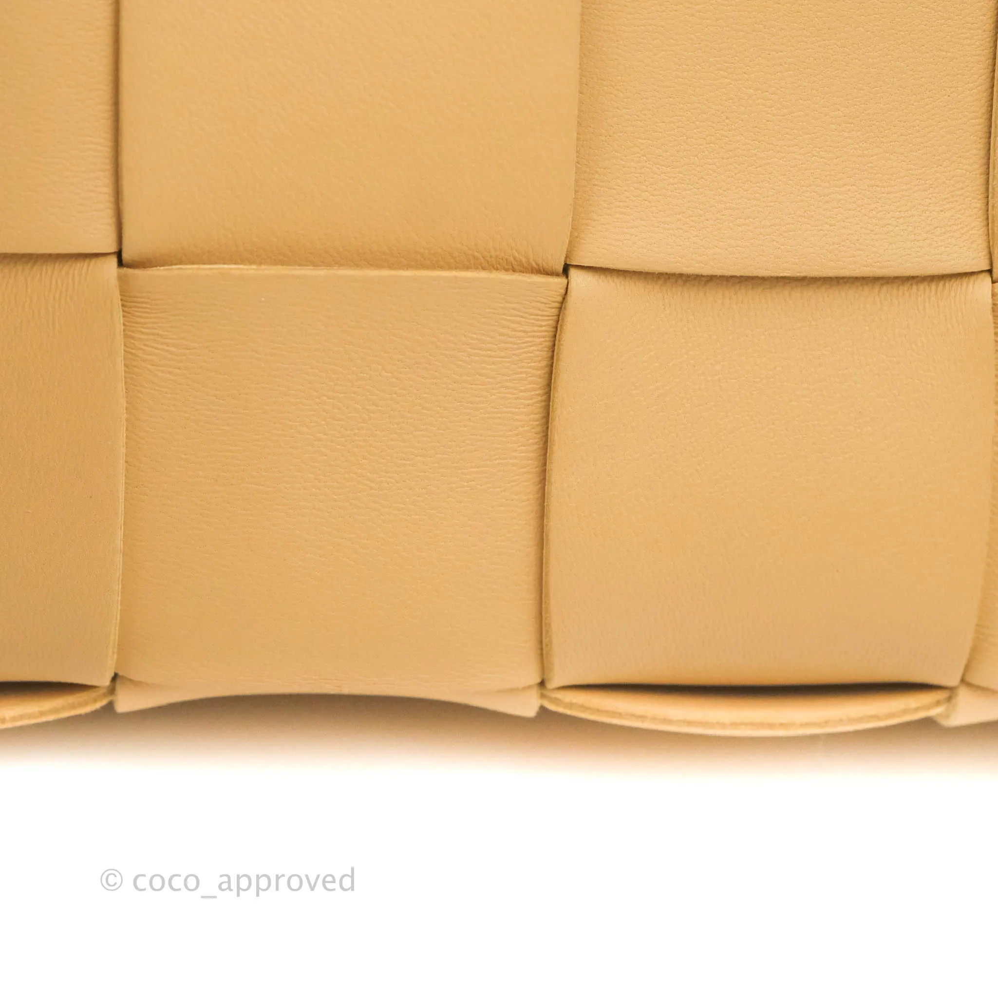 Bottega Veneta Cassette Shoulder Bag Intrecciato Beige Lambskin