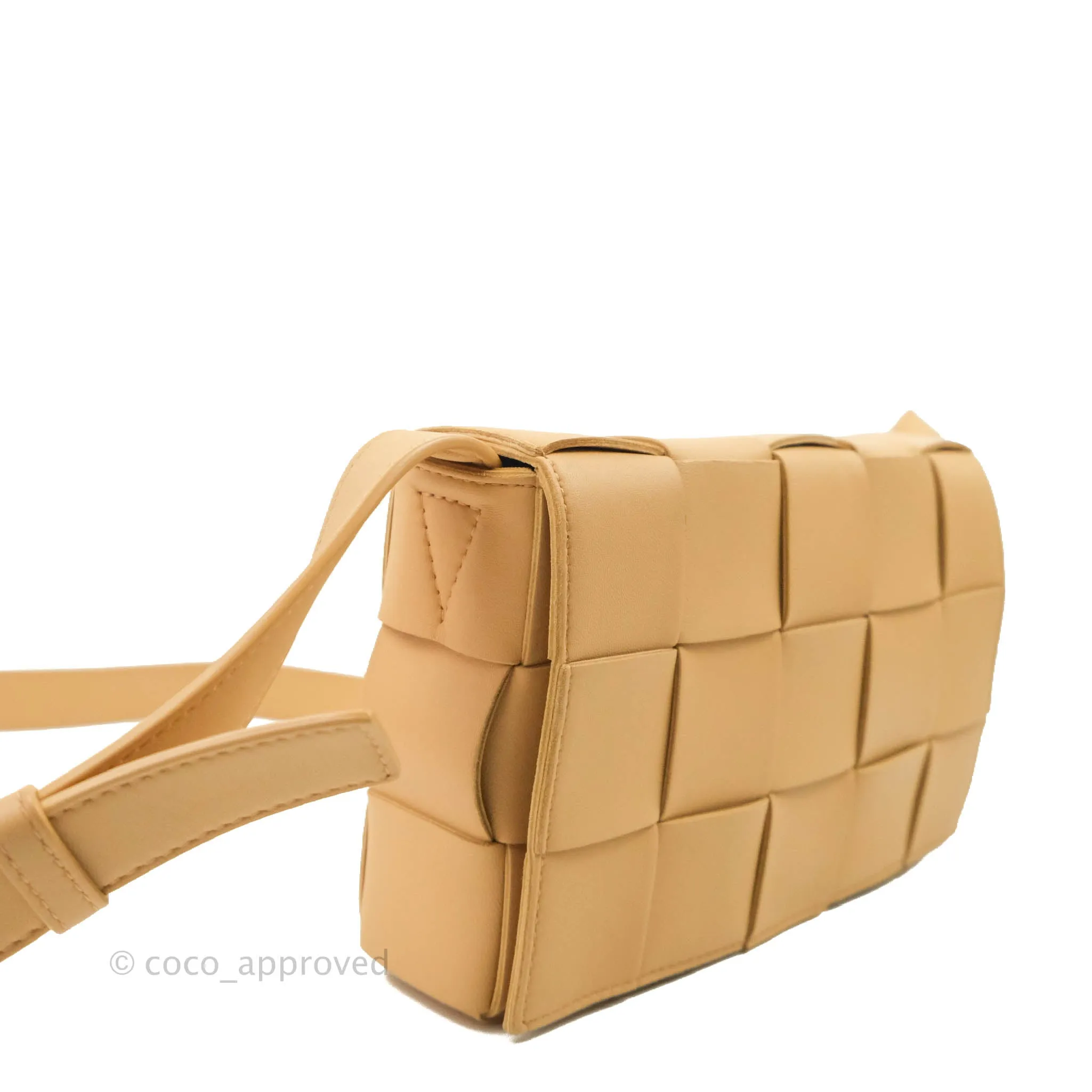 Bottega Veneta Cassette Shoulder Bag Intrecciato Beige Lambskin