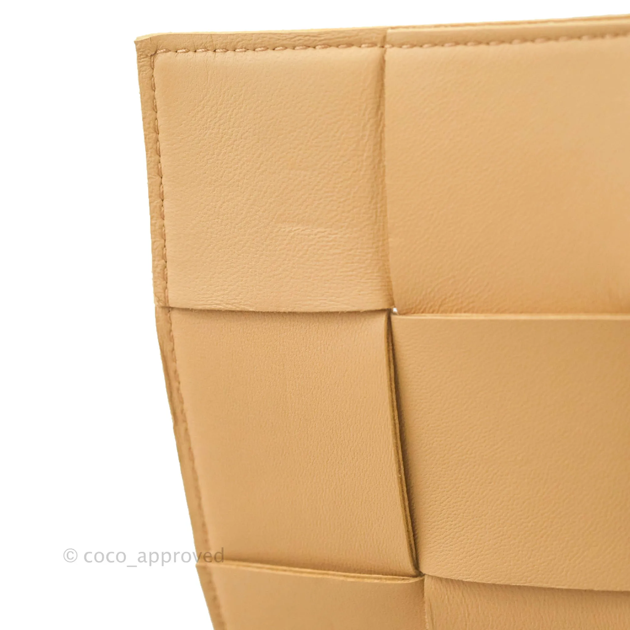 Bottega Veneta Cassette Shoulder Bag Intrecciato Beige Lambskin