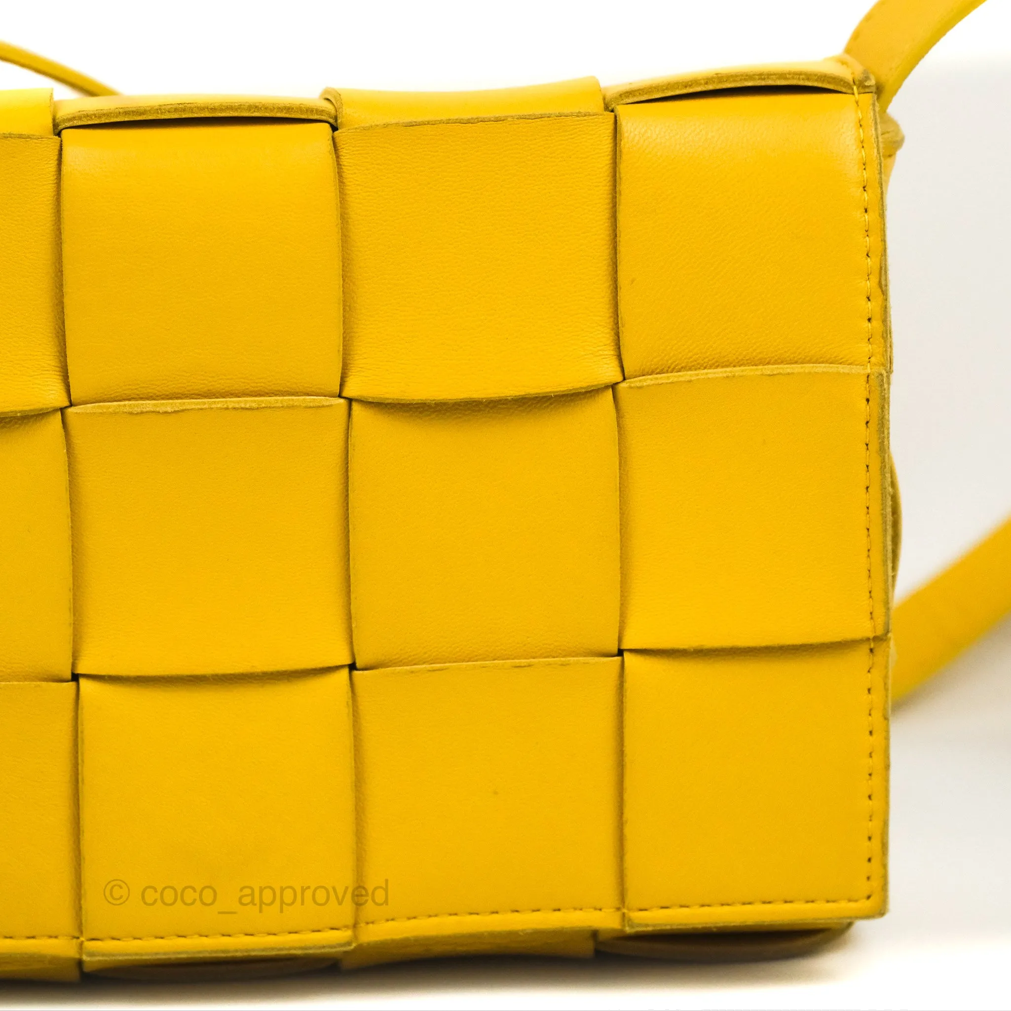 Bottega Veneta Cassette Shoulder Bag Intrecciato Yellow Lambskin