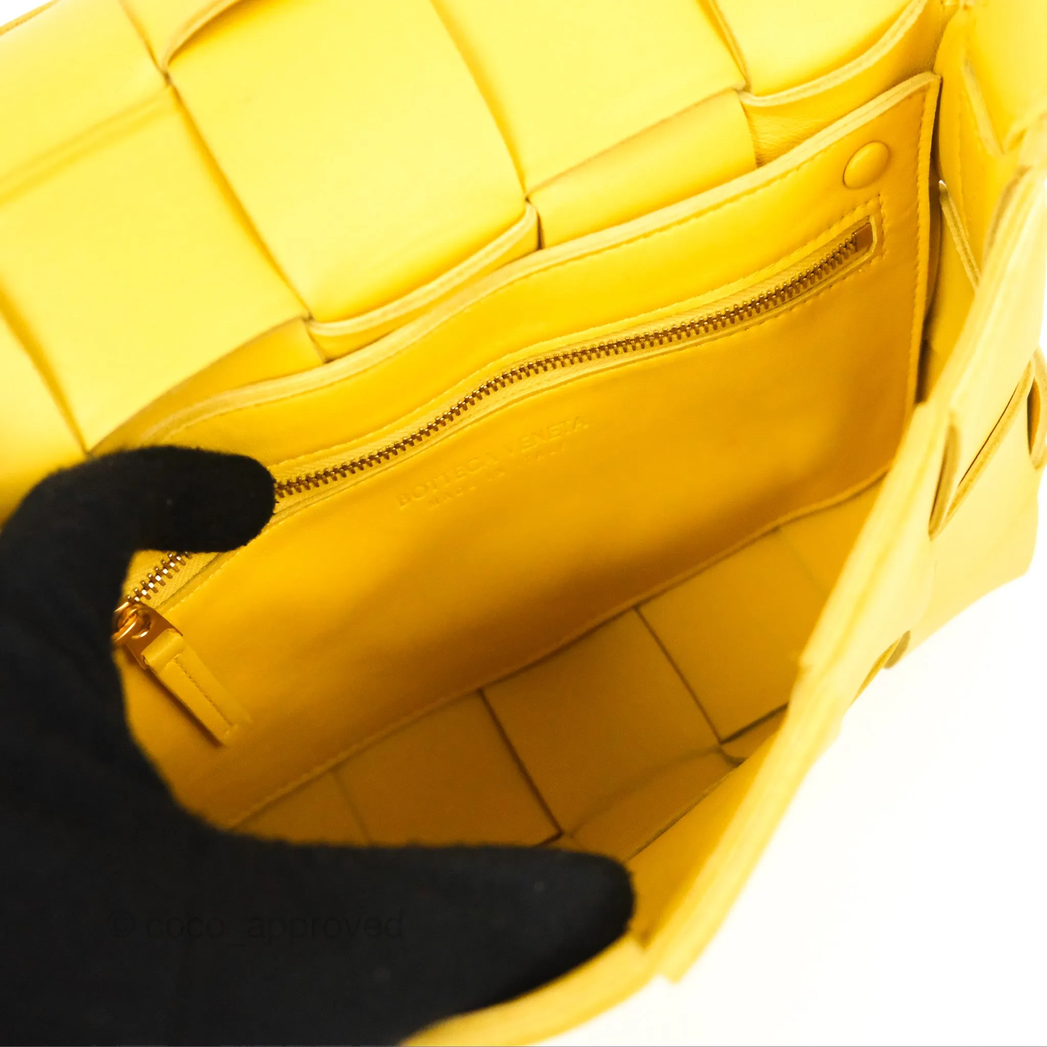 Bottega Veneta Cassette Shoulder Bag Intrecciato Yellow Lambskin
