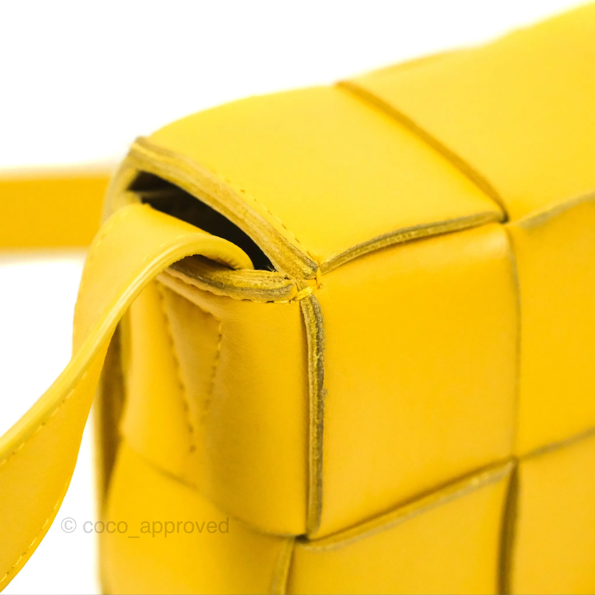 Bottega Veneta Cassette Shoulder Bag Intrecciato Yellow Lambskin
