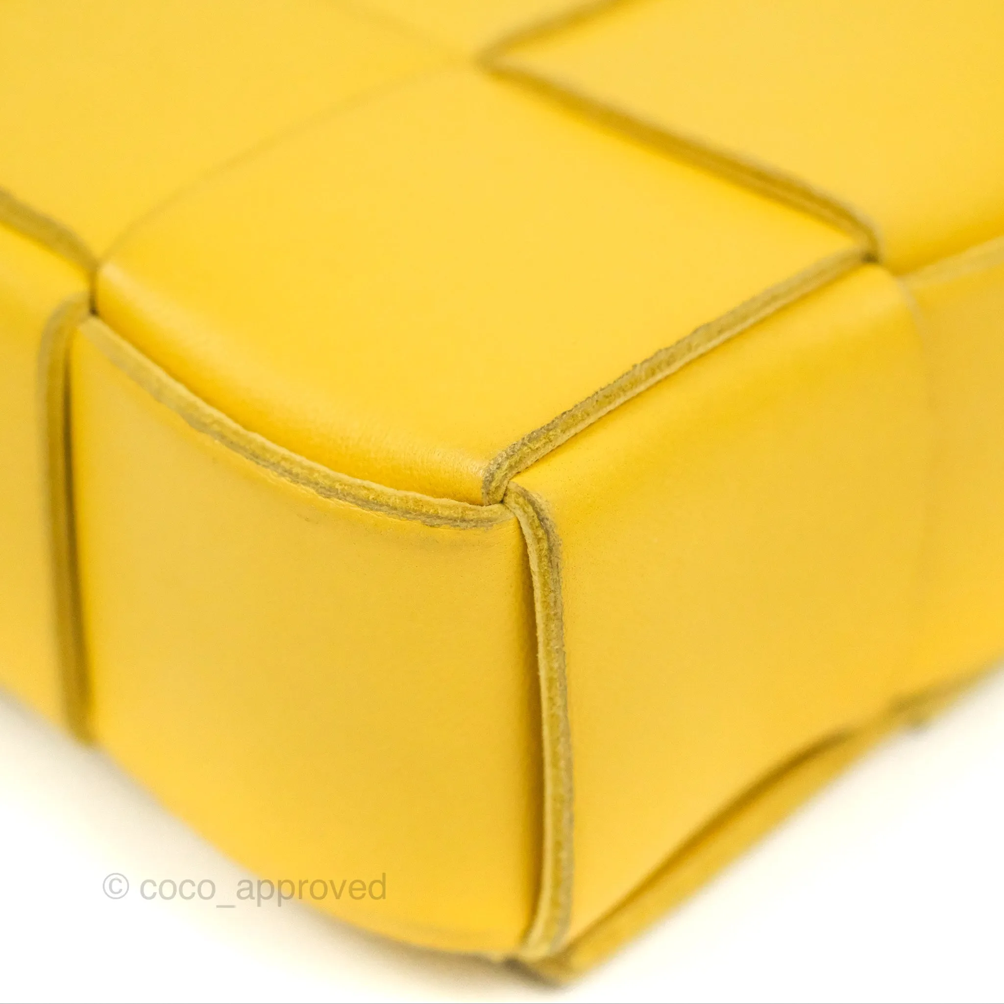 Bottega Veneta Cassette Shoulder Bag Intrecciato Yellow Lambskin