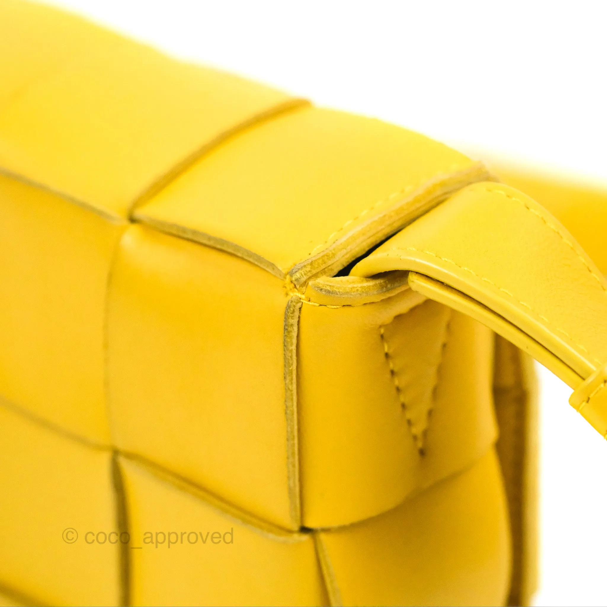Bottega Veneta Cassette Shoulder Bag Intrecciato Yellow Lambskin