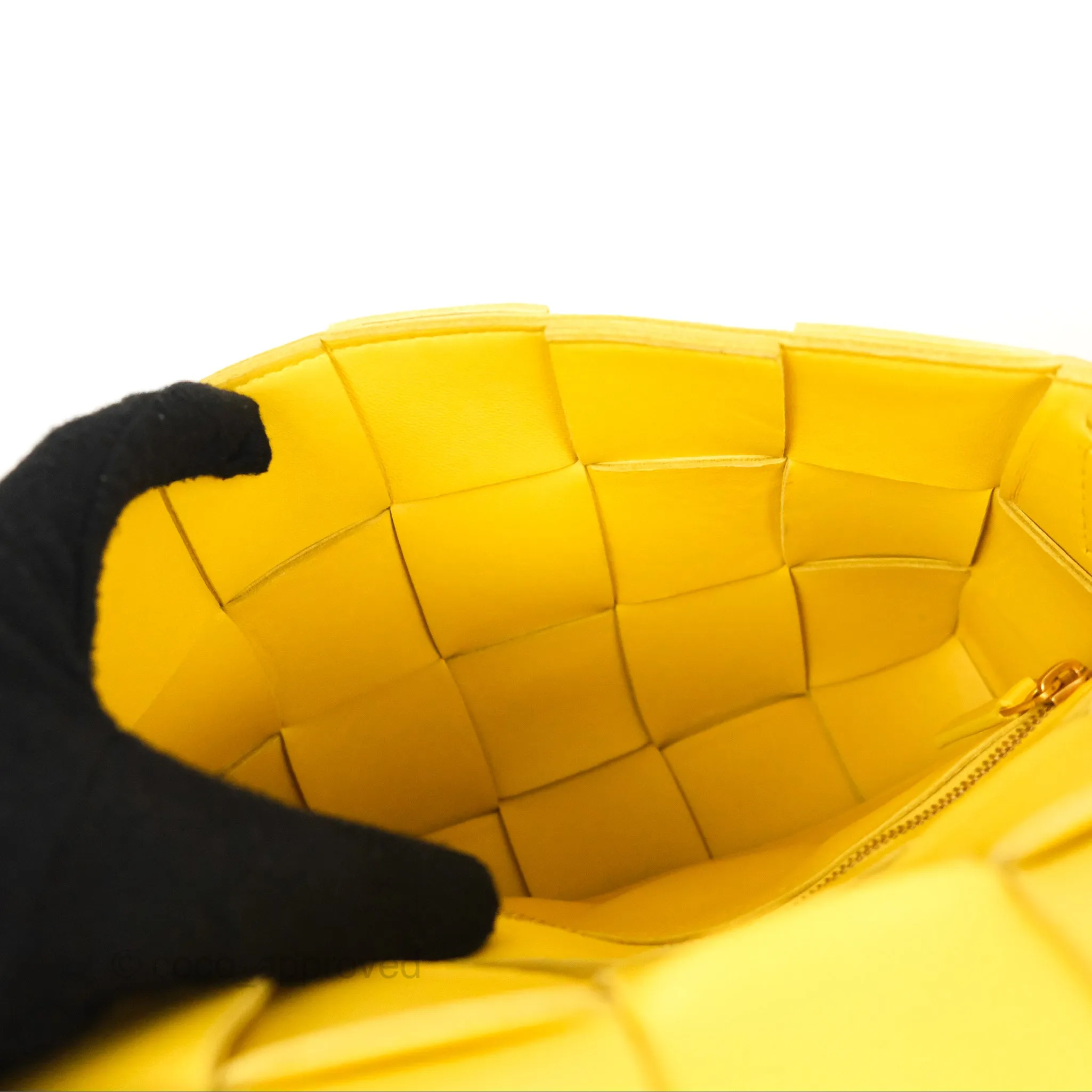 Bottega Veneta Cassette Shoulder Bag Intrecciato Yellow Lambskin