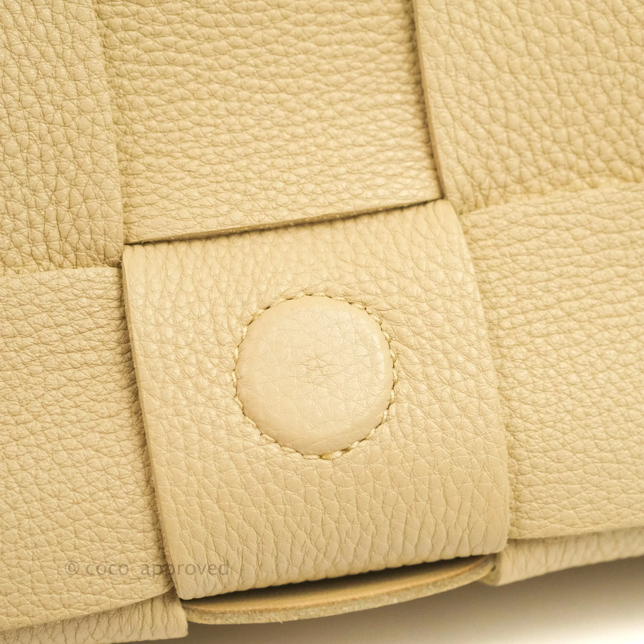 Bottega Veneta Cassette Shoulder Bag Intreccio Porridge Grained Calfskin Gold Hardware