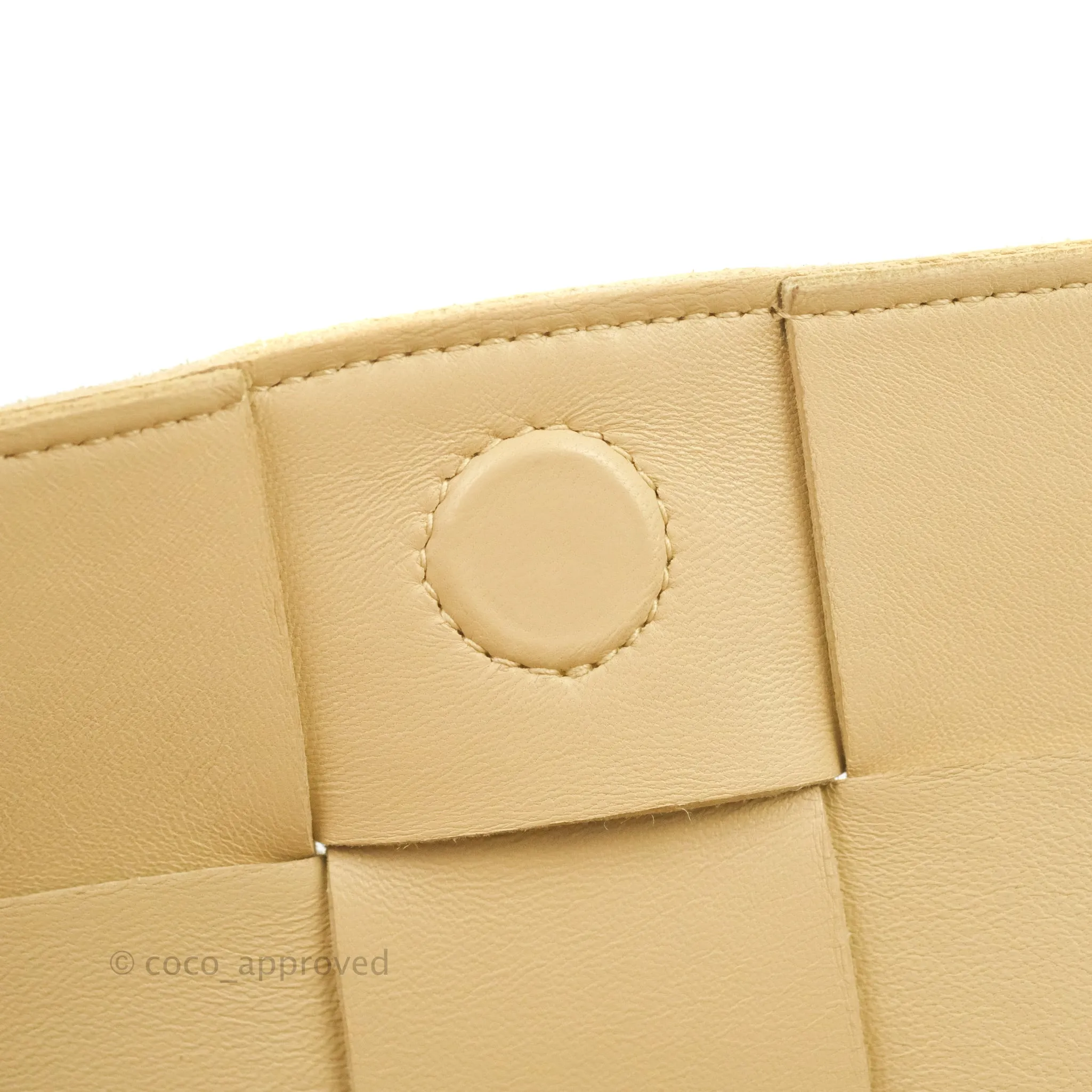 Bottega Veneta Cassette Shoulder Bag Intreccio Porridge Grained Calfskin Gold Hardware