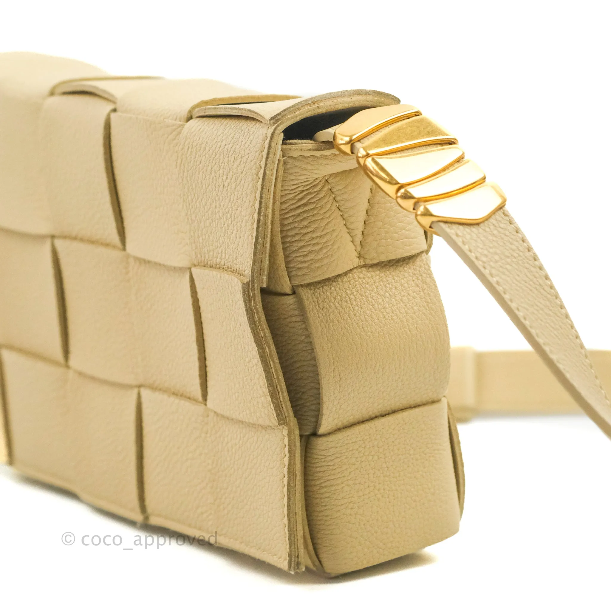 Bottega Veneta Cassette Shoulder Bag Intreccio Porridge Grained Calfskin Gold Hardware