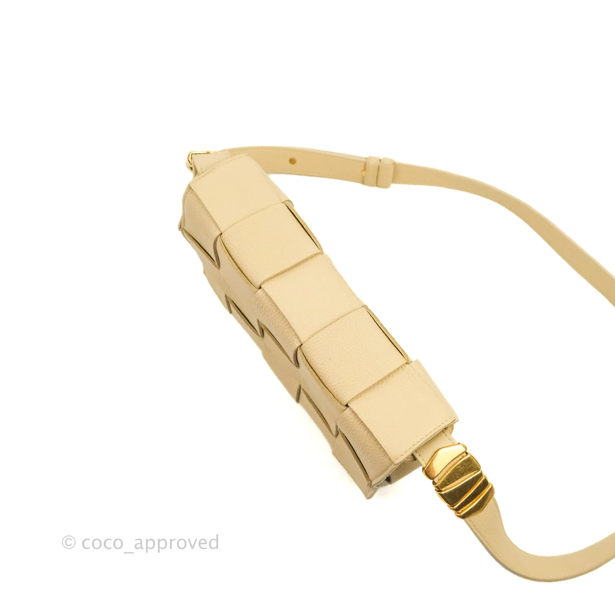 Bottega Veneta Cassette Shoulder Bag Intreccio Porridge Grained Calfskin Gold Hardware