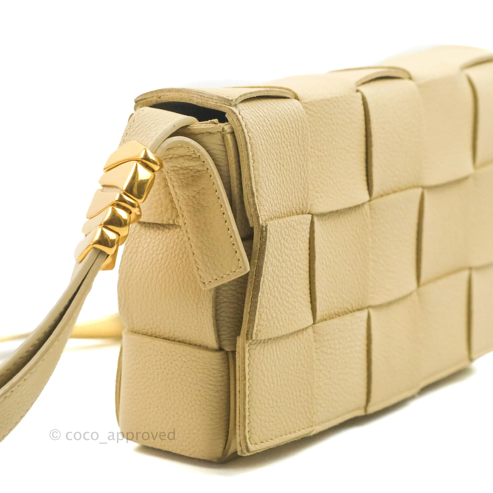 Bottega Veneta Cassette Shoulder Bag Intreccio Porridge Grained Calfskin Gold Hardware