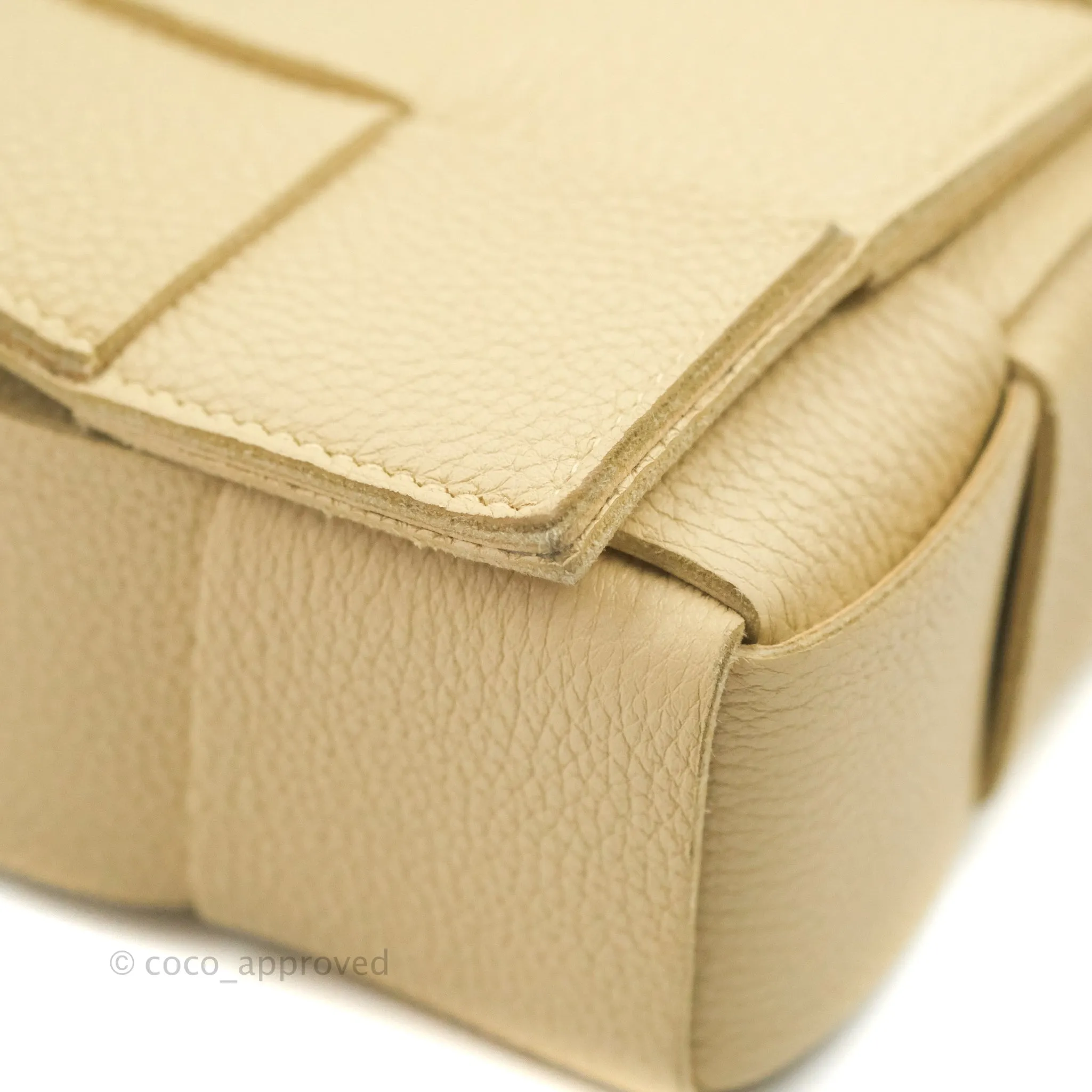 Bottega Veneta Cassette Shoulder Bag Intreccio Porridge Grained Calfskin Gold Hardware