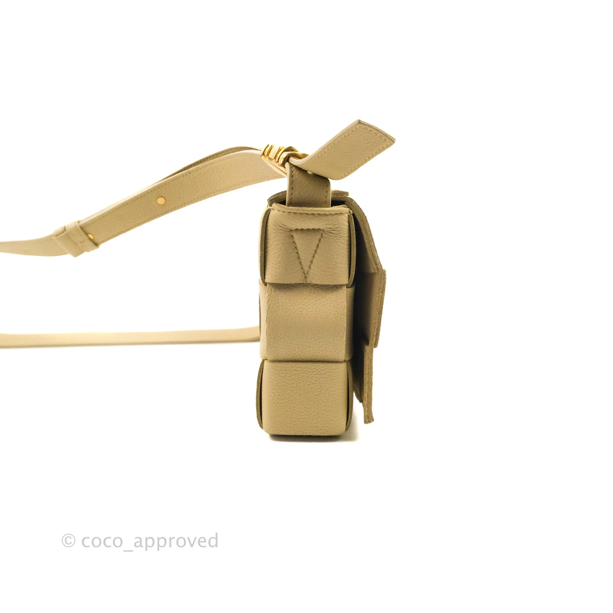 Bottega Veneta Cassette Shoulder Bag Intreccio Porridge Grained Calfskin Gold Hardware