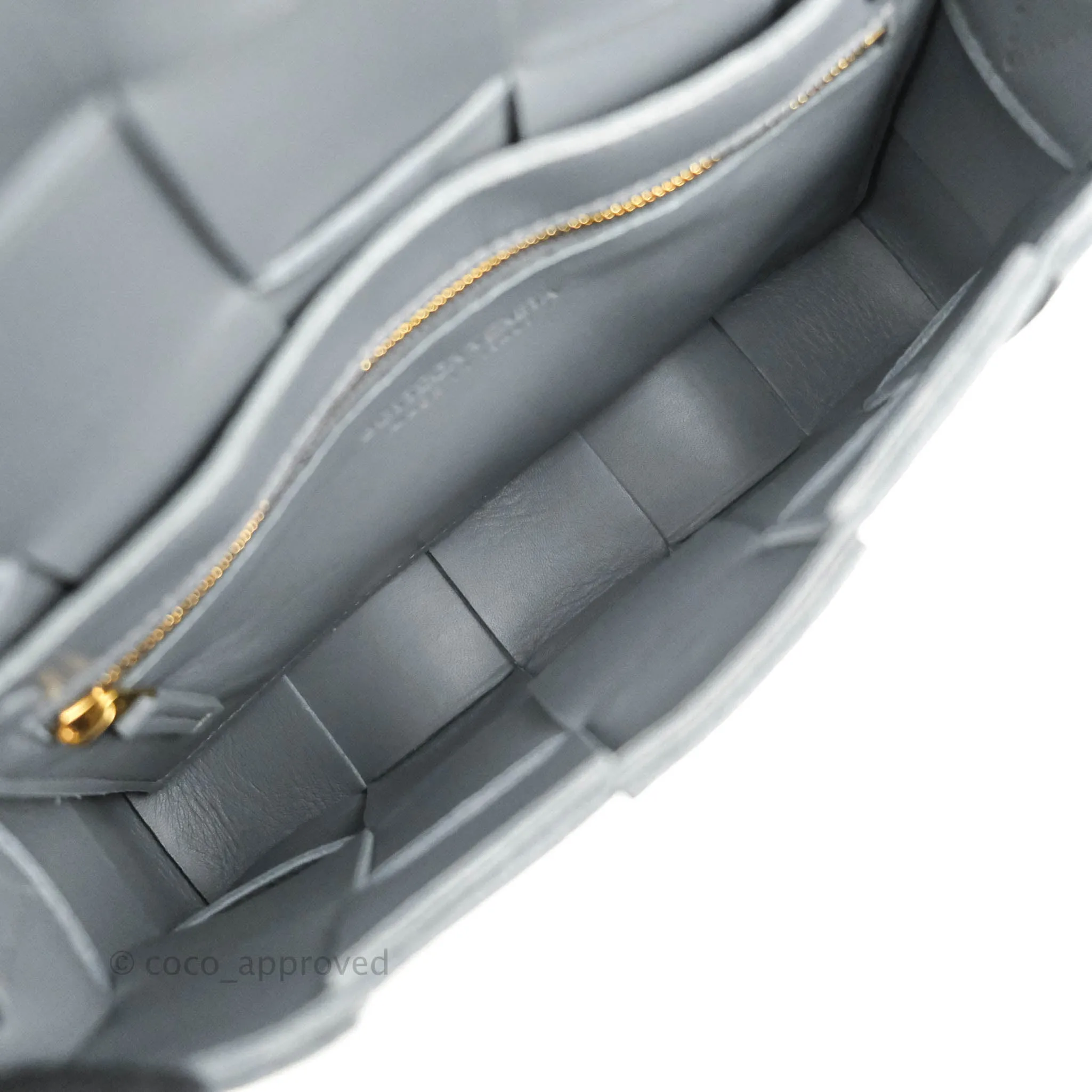 Bottega Veneta Cassette Shoulder Bag Intreccio Thunder Grey Grained Calfskin Gold Hardware