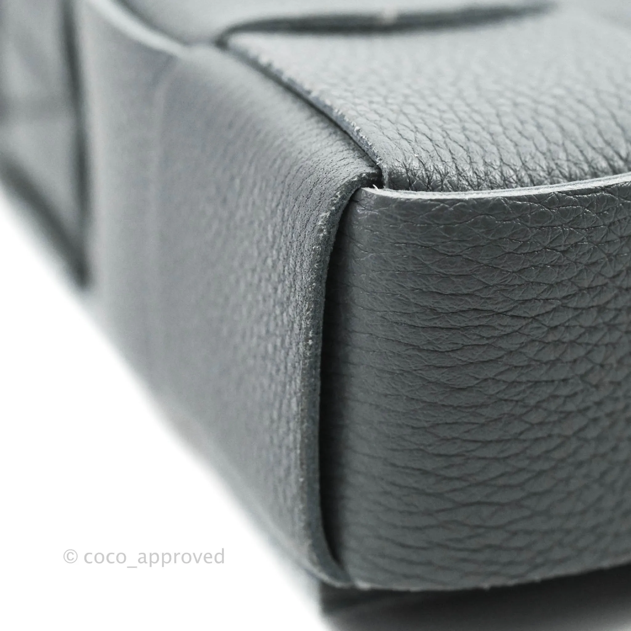 Bottega Veneta Cassette Shoulder Bag Intreccio Thunder Grey Grained Calfskin Gold Hardware