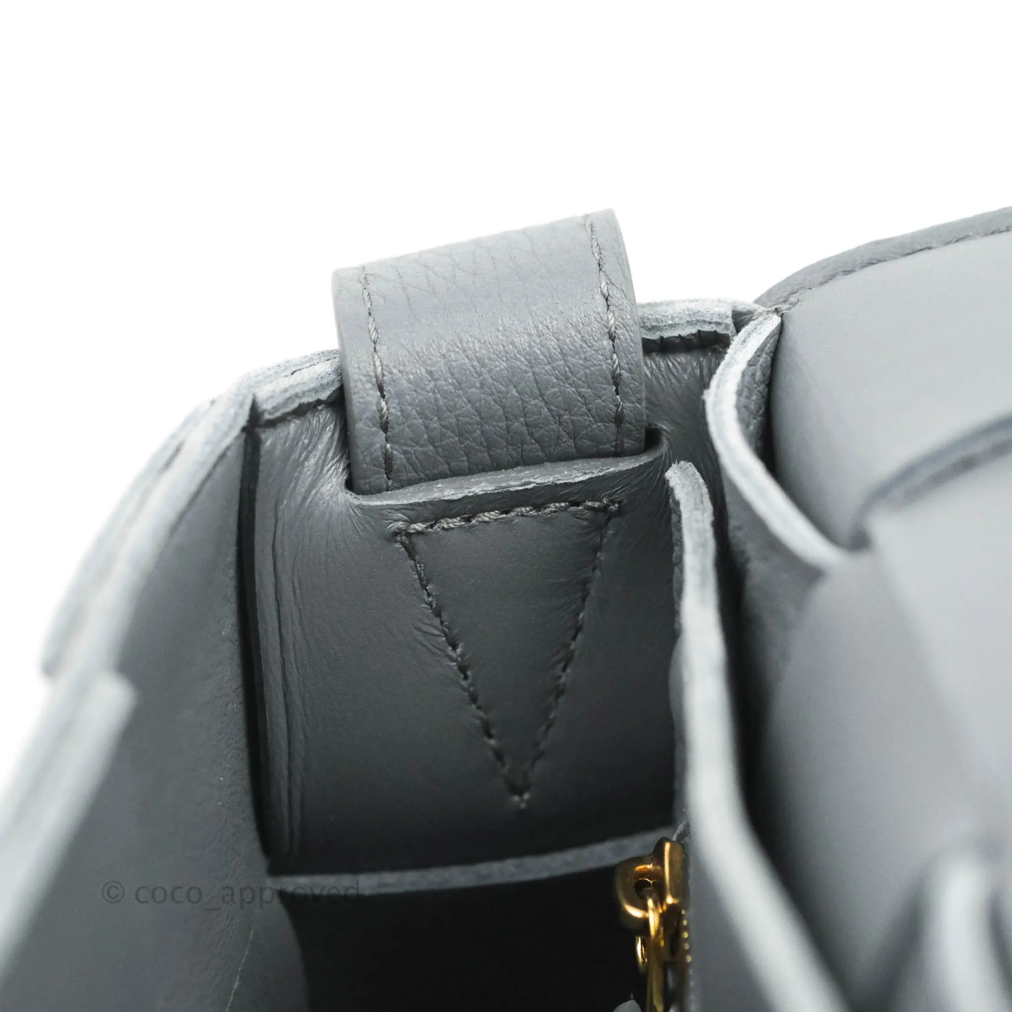 Bottega Veneta Cassette Shoulder Bag Intreccio Thunder Grey Grained Calfskin Gold Hardware