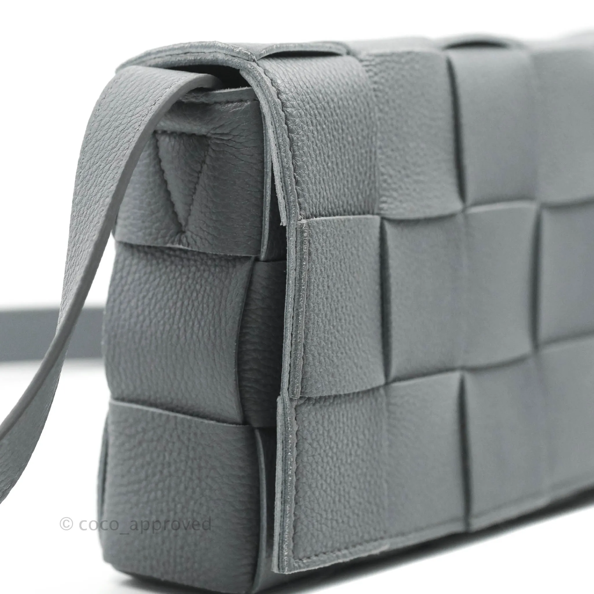 Bottega Veneta Cassette Shoulder Bag Intreccio Thunder Grey Grained Calfskin Gold Hardware