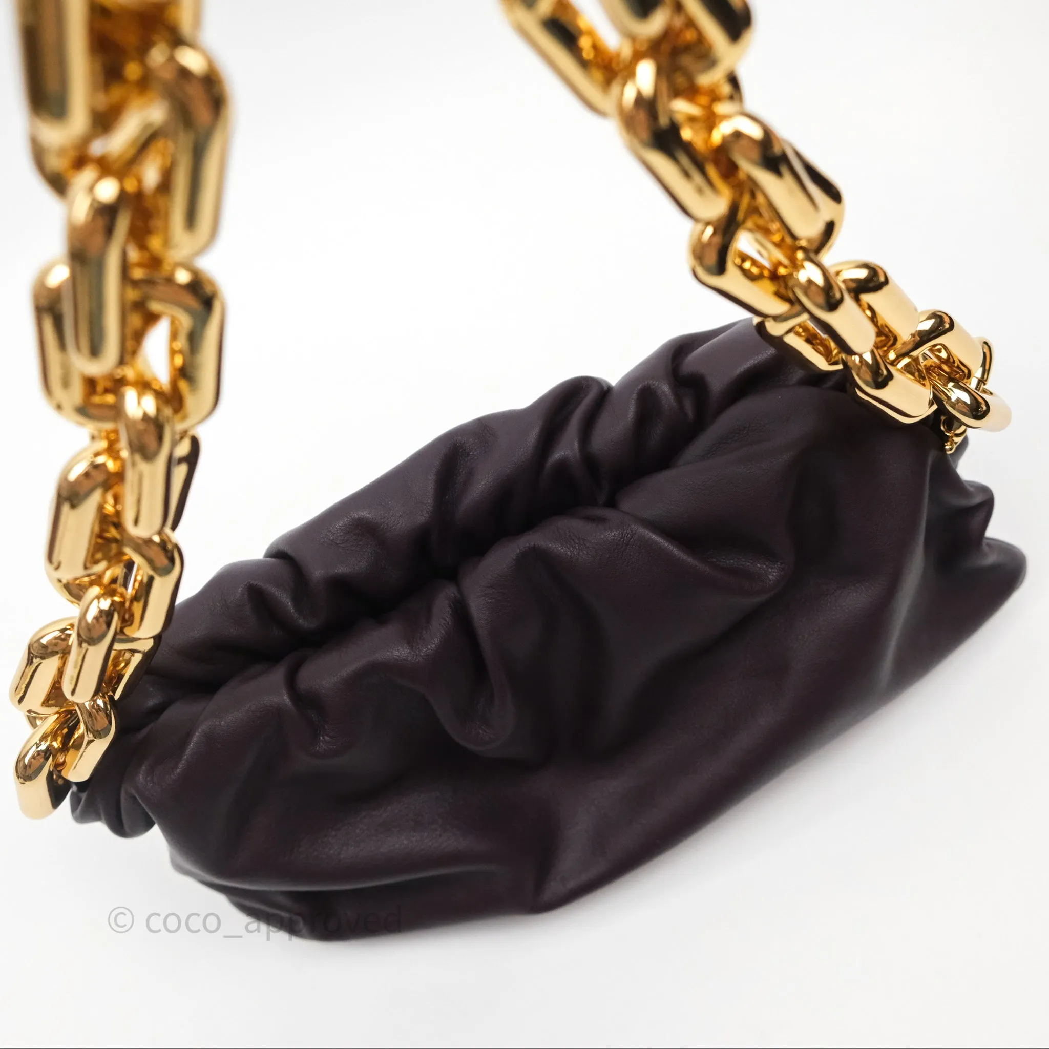 Bottega Veneta Chain Pouch Brown Calfskin Gold Hardware