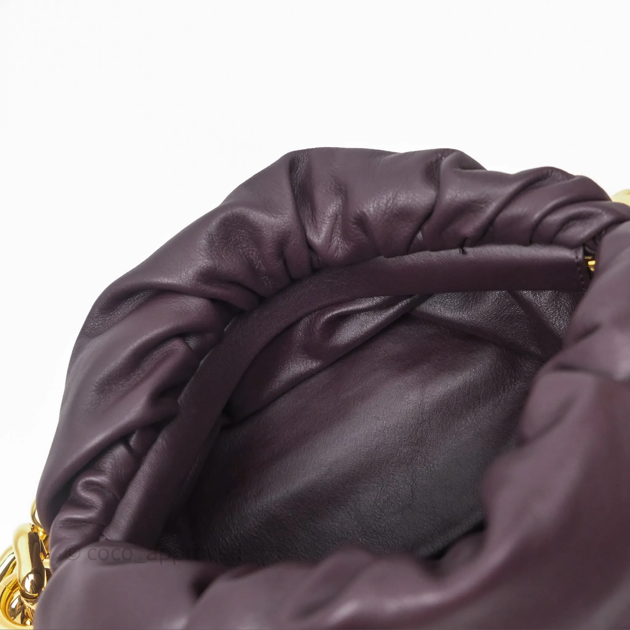Bottega Veneta Chain Pouch Brown Calfskin Gold Hardware