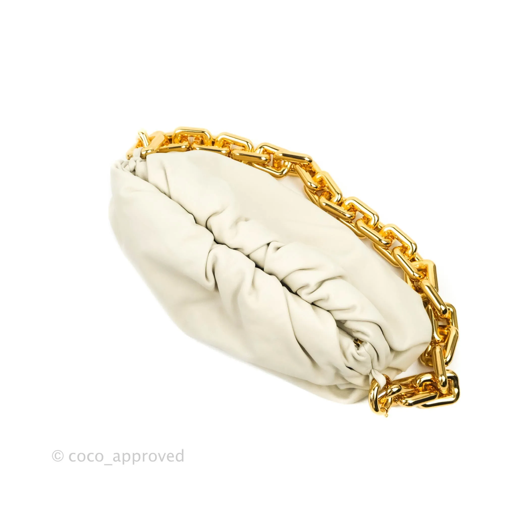 Bottega Veneta Chain Pouch in Plaster Calfskin