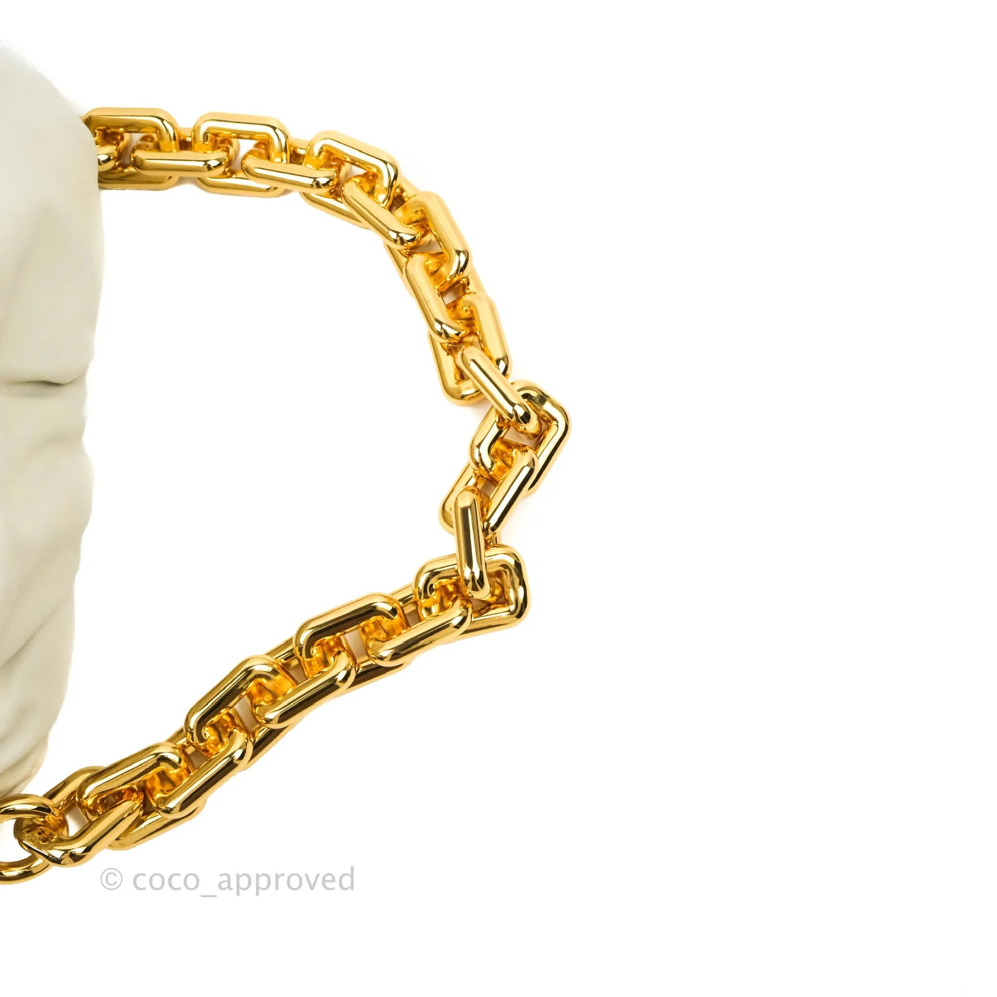 Bottega Veneta Chain Pouch in Plaster Calfskin