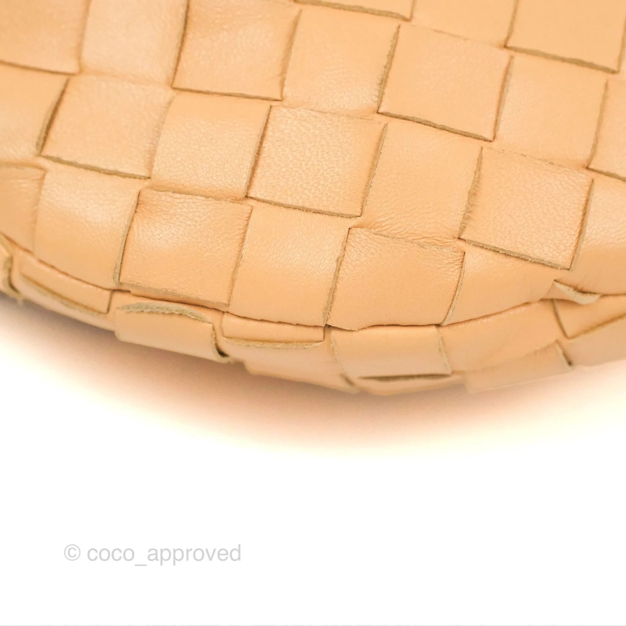 Bottega Veneta Intrecciato Mini Jodie Clutch Bag Beige Lambskin Gold Hardware