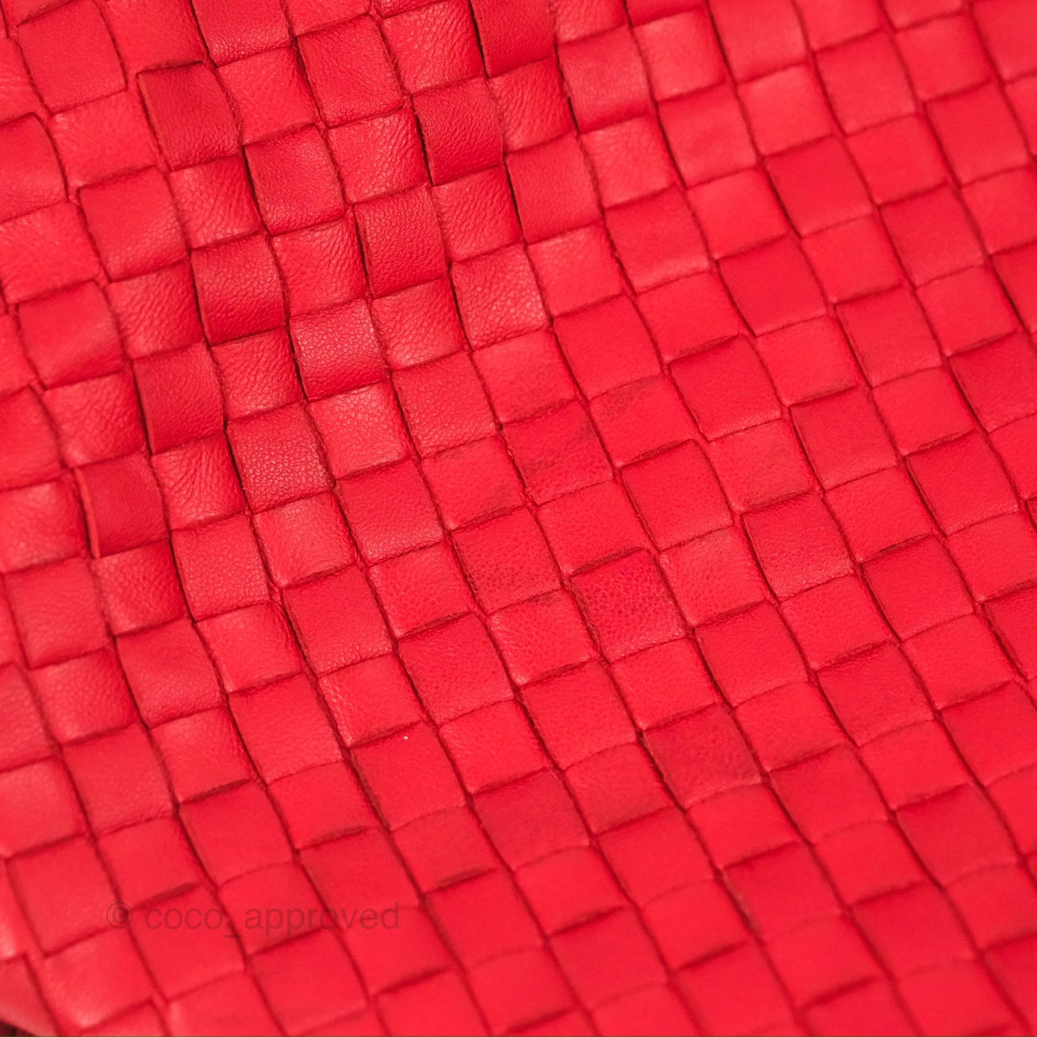 Bottega Veneta Large Hobo Intrecciato Nappa Red