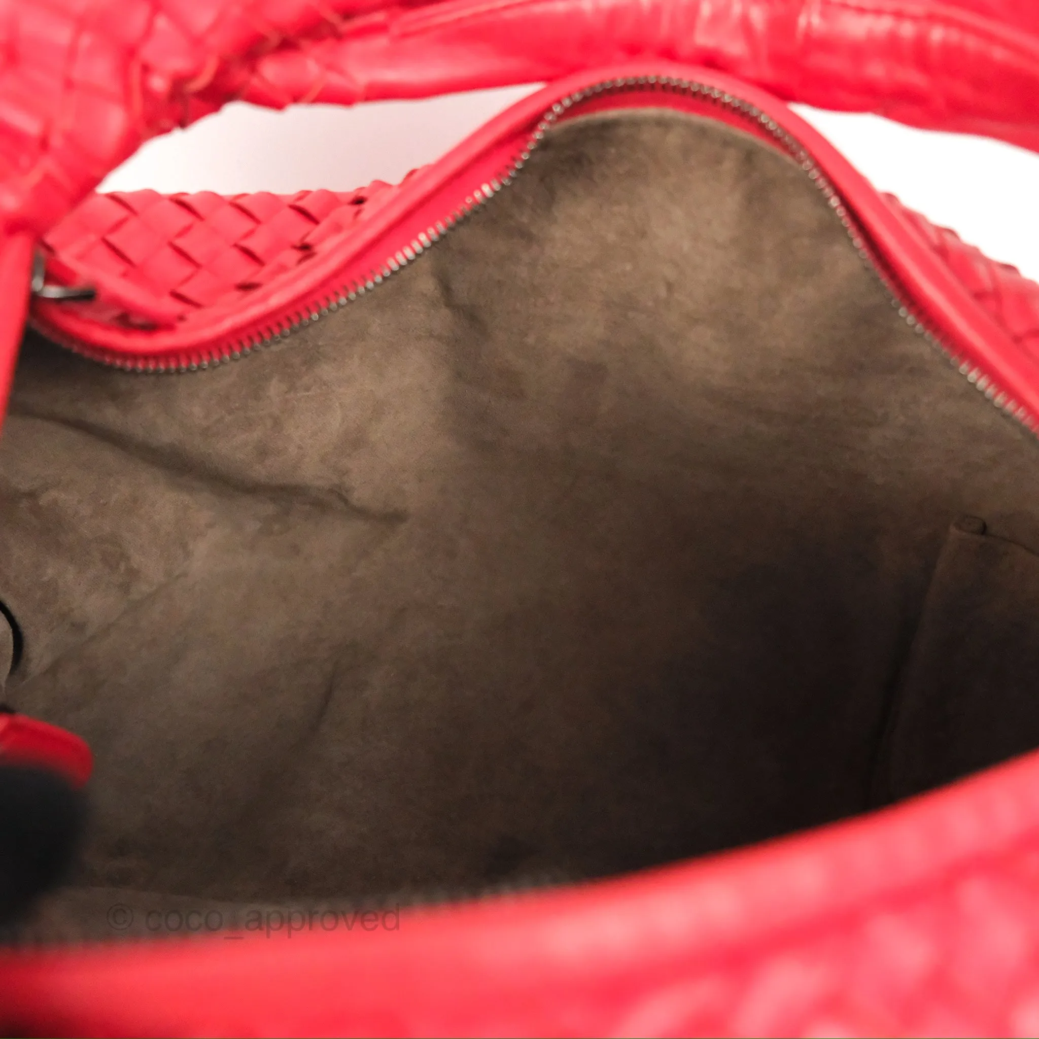 Bottega Veneta Large Hobo Intrecciato Nappa Red