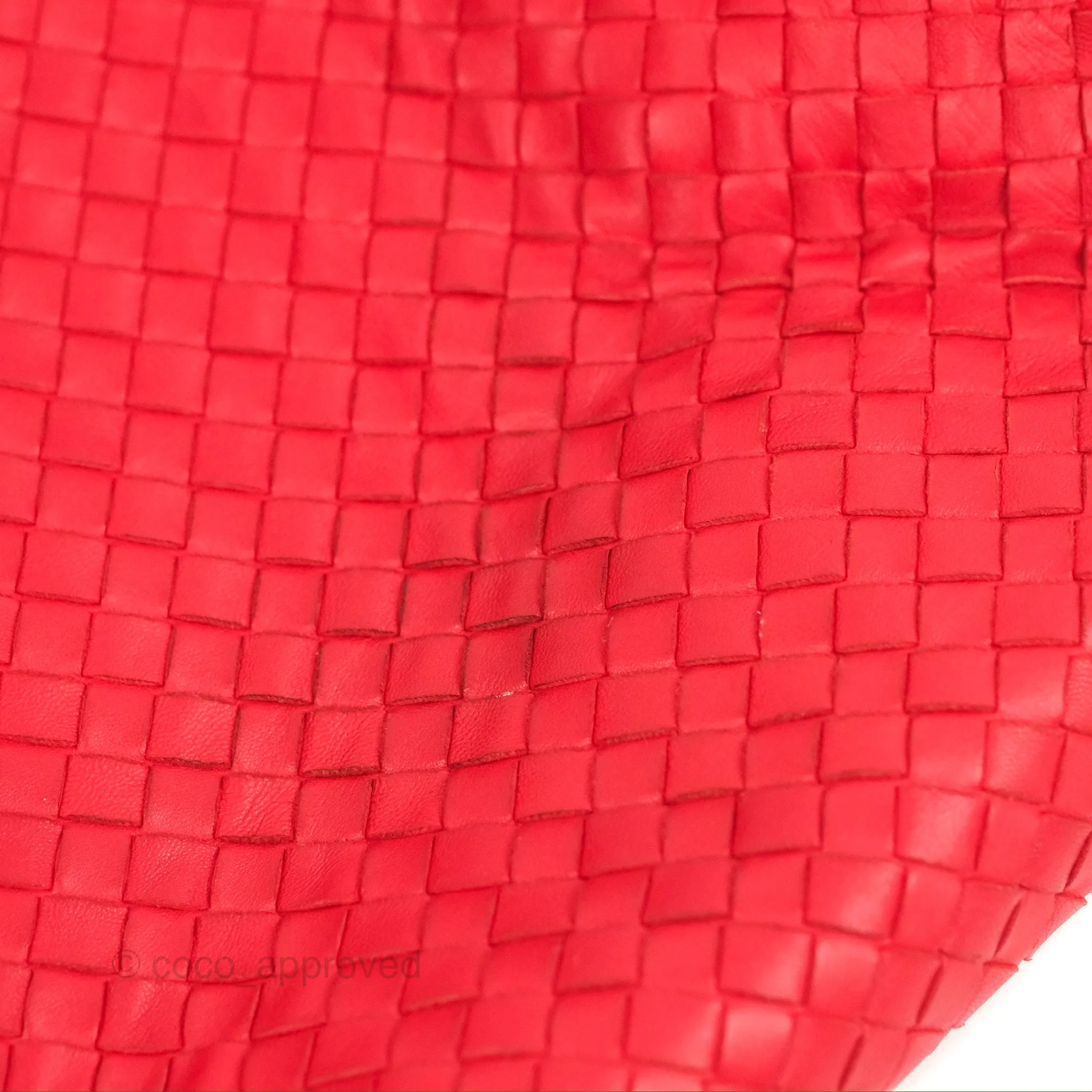 Bottega Veneta Large Hobo Intrecciato Nappa Red