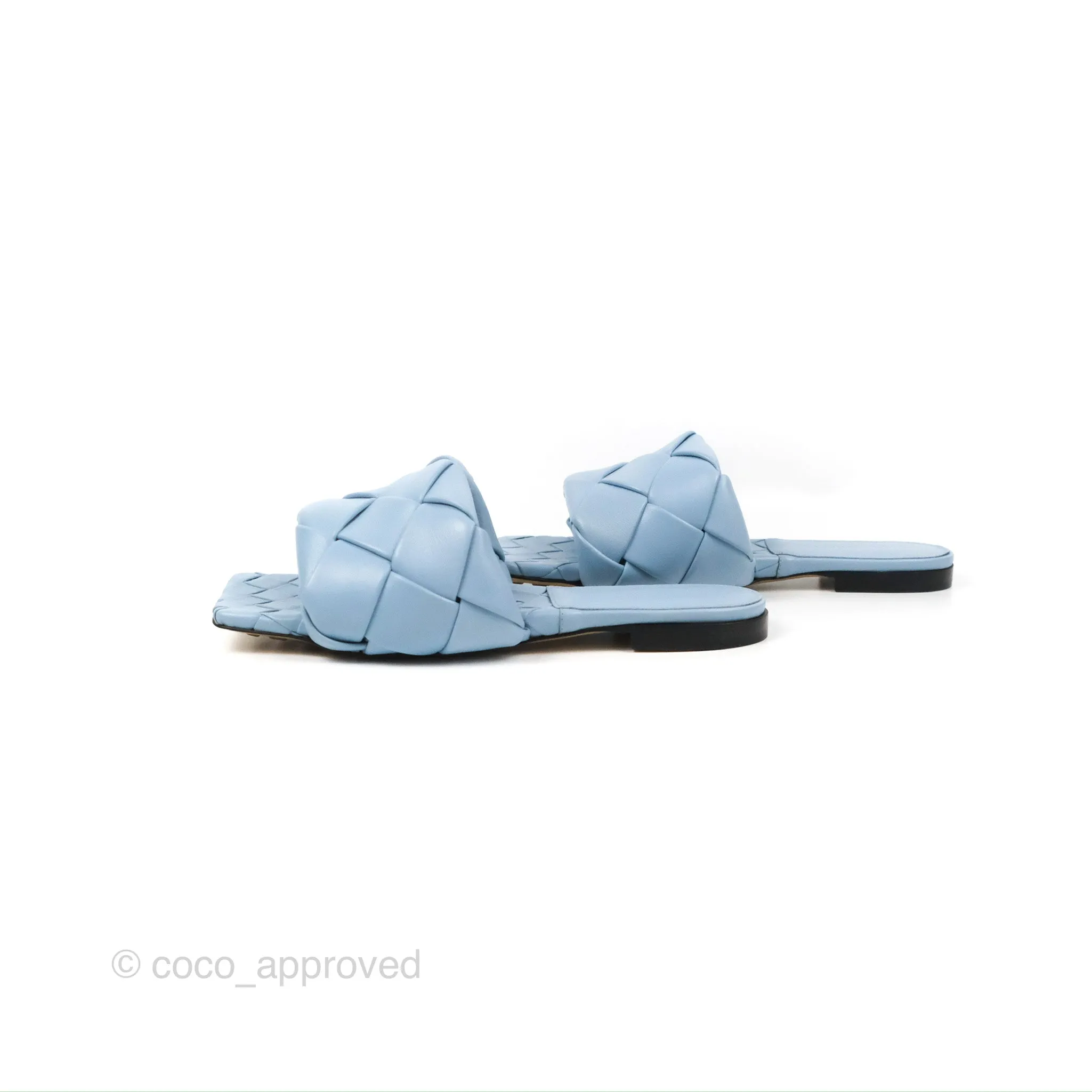 Bottega Veneta Lido Flat Sandals Intrecciato Pale Blue Lambskin Size 36.5