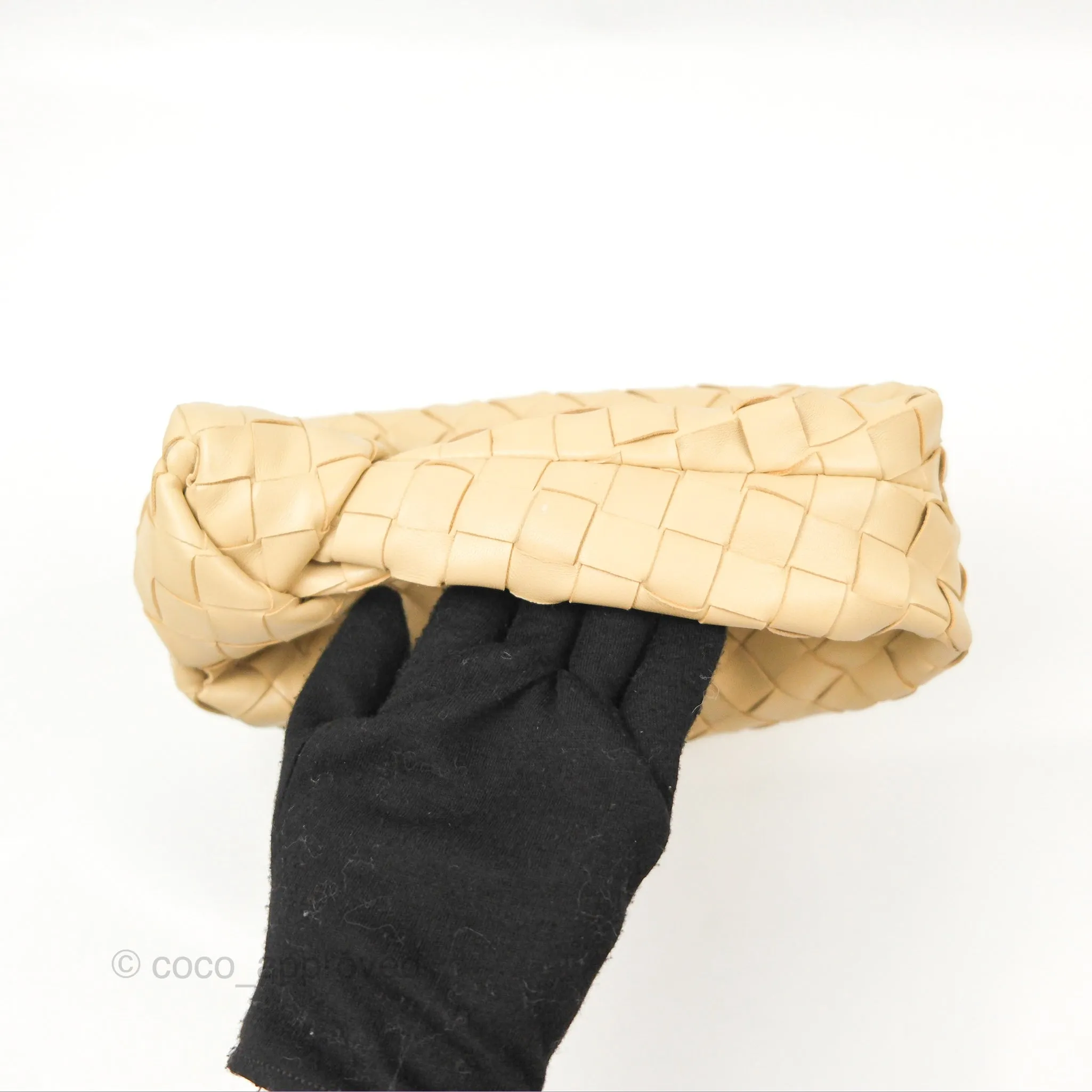 Bottega Veneta Mini Jodie Clutch Bag Intrecciato Porridge Lambskin Gold Hardware