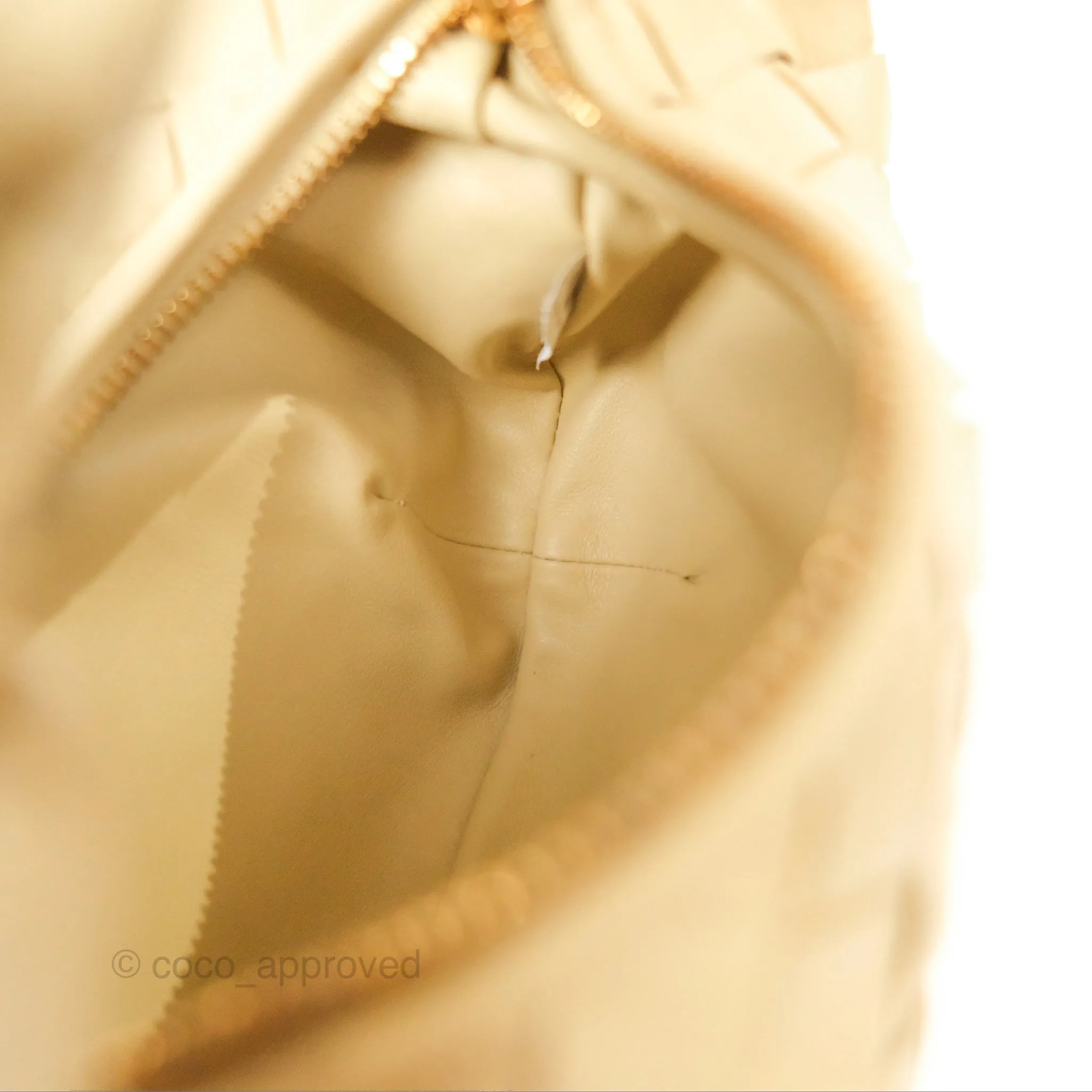 Bottega Veneta Mini Jodie Clutch Bag Intrecciato Porridge Lambskin Gold Hardware