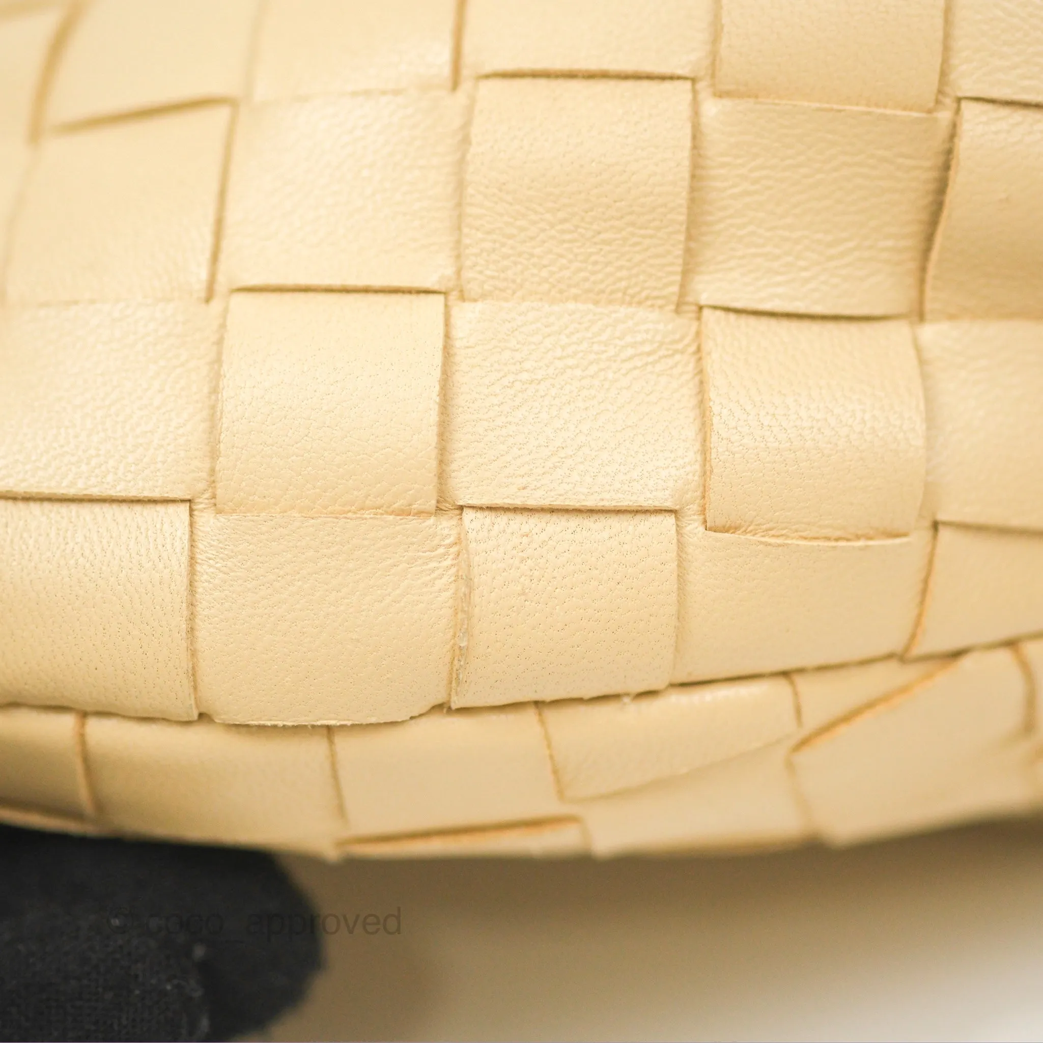 Bottega Veneta Mini Jodie Clutch Bag Intrecciato Porridge Lambskin Gold Hardware