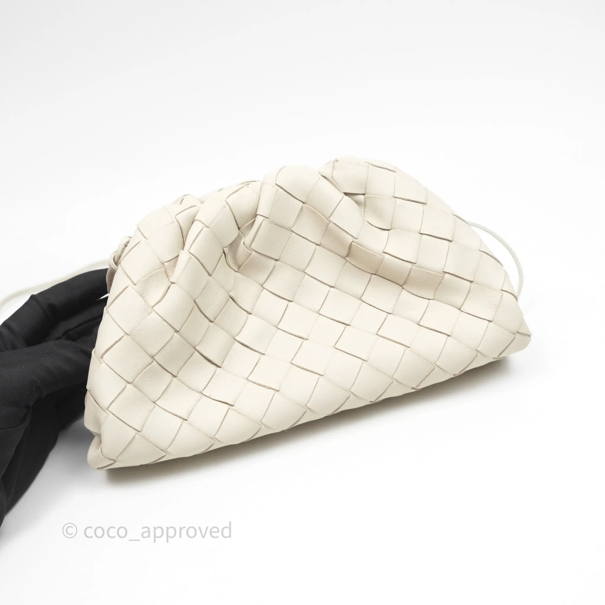 Bottega Veneta Mini Pouch Chalk Intrecciato Calfskin