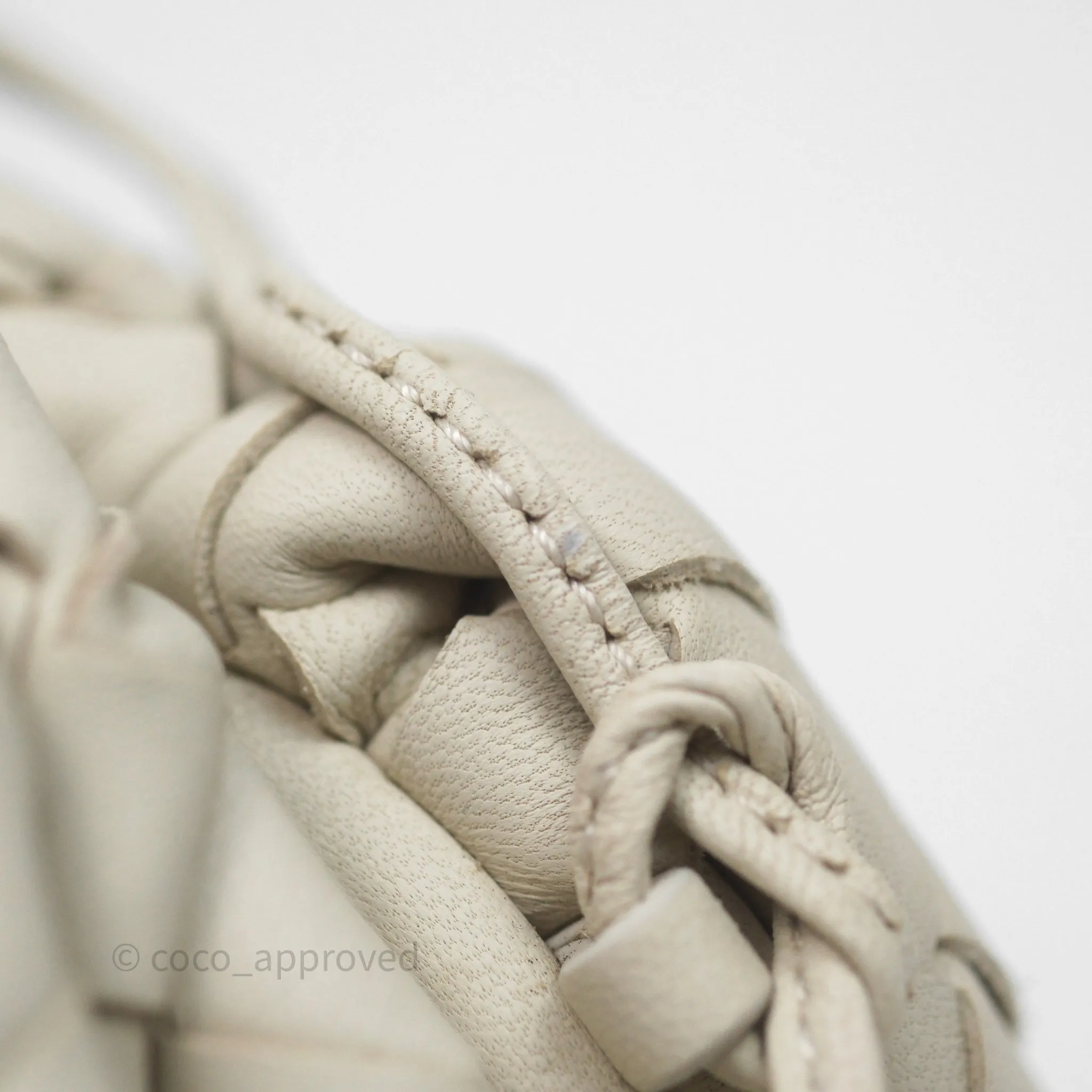 Bottega Veneta Mini Pouch Chalk Intrecciato Calfskin