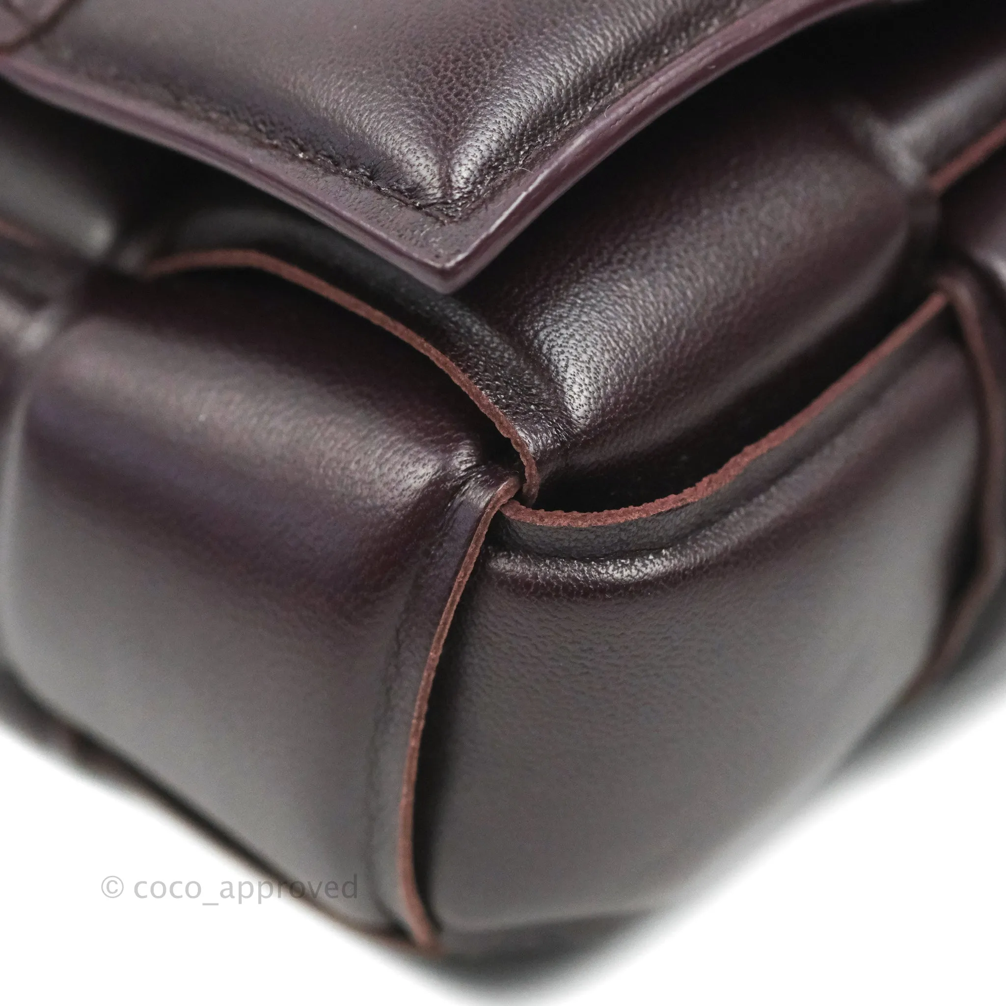 Bottega Veneta Padded Cassette Shoulder Bag Grape Lambskin Gold Hardware