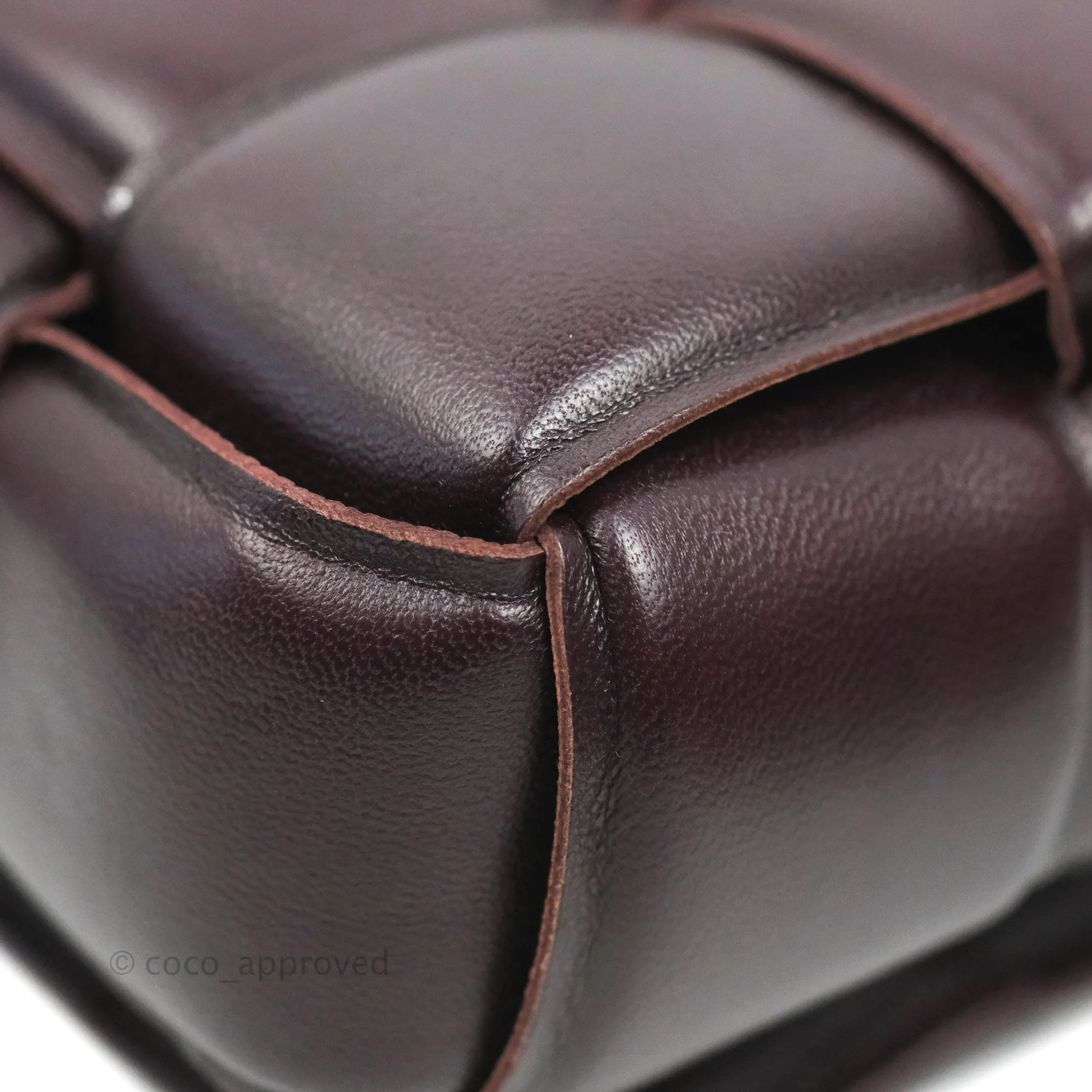Bottega Veneta Padded Cassette Shoulder Bag Grape Lambskin Gold Hardware
