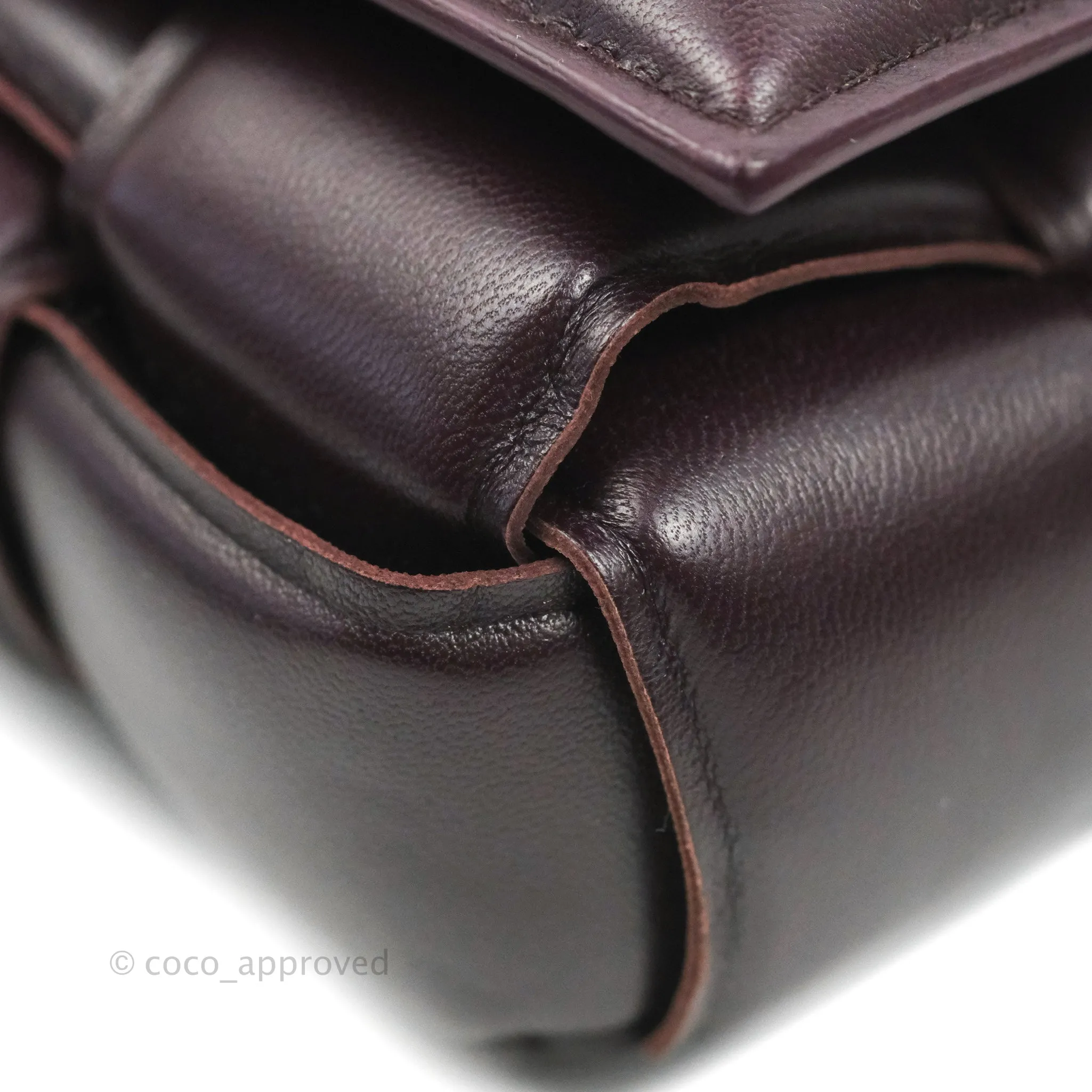 Bottega Veneta Padded Cassette Shoulder Bag Grape Lambskin Gold Hardware
