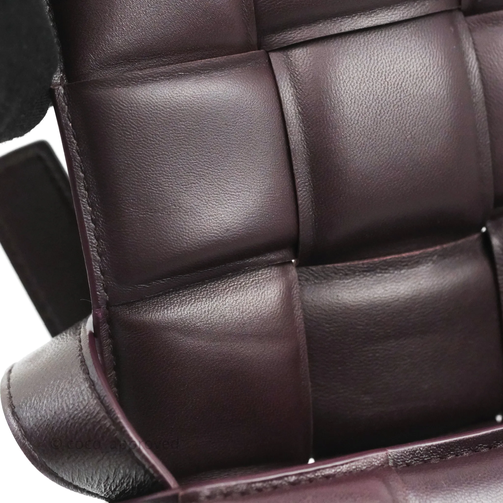 Bottega Veneta Padded Cassette Shoulder Bag Grape Lambskin Gold Hardware