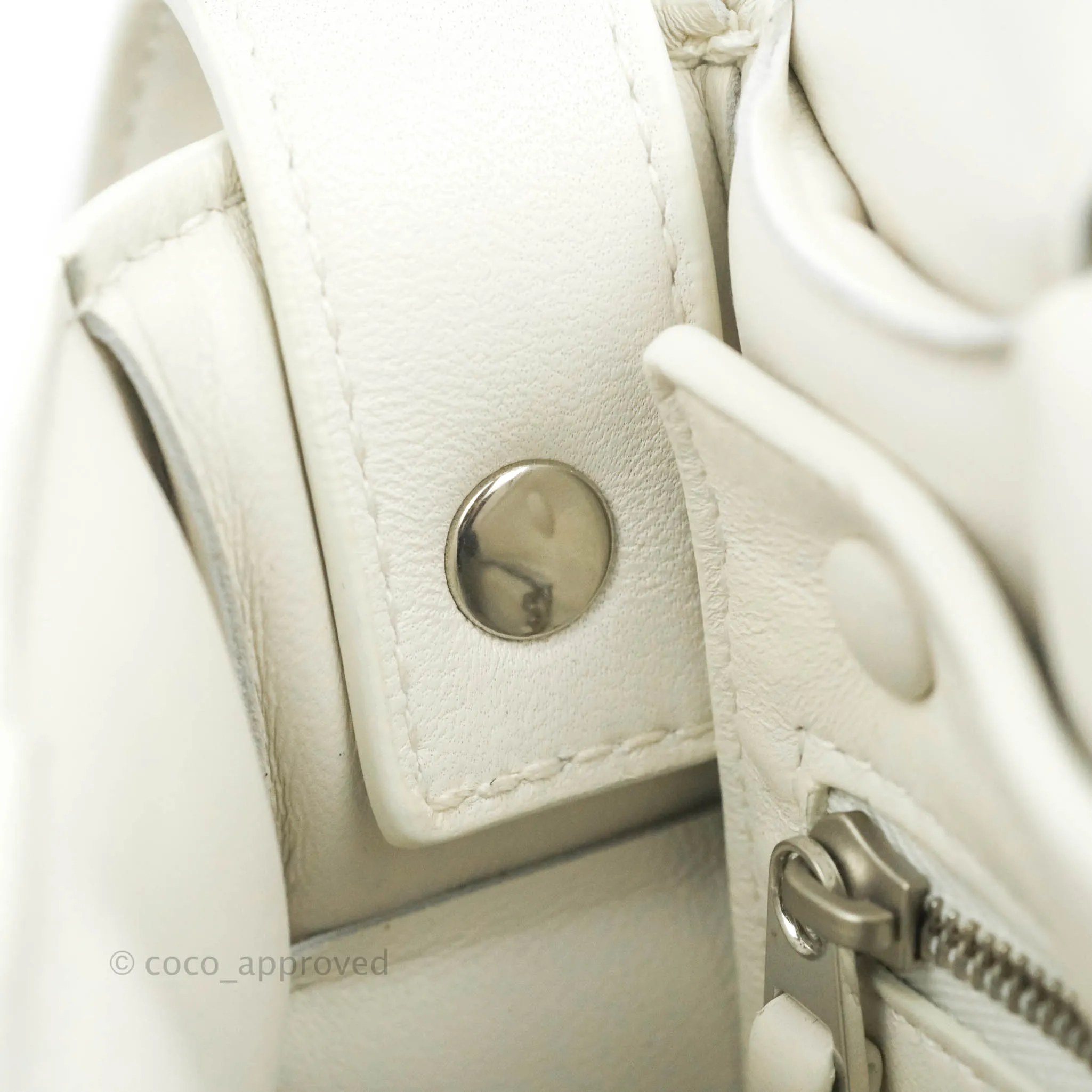 Bottega Veneta Padded Cassette Shoulder Bag Intrecciato White Lambskin Silver Hardware