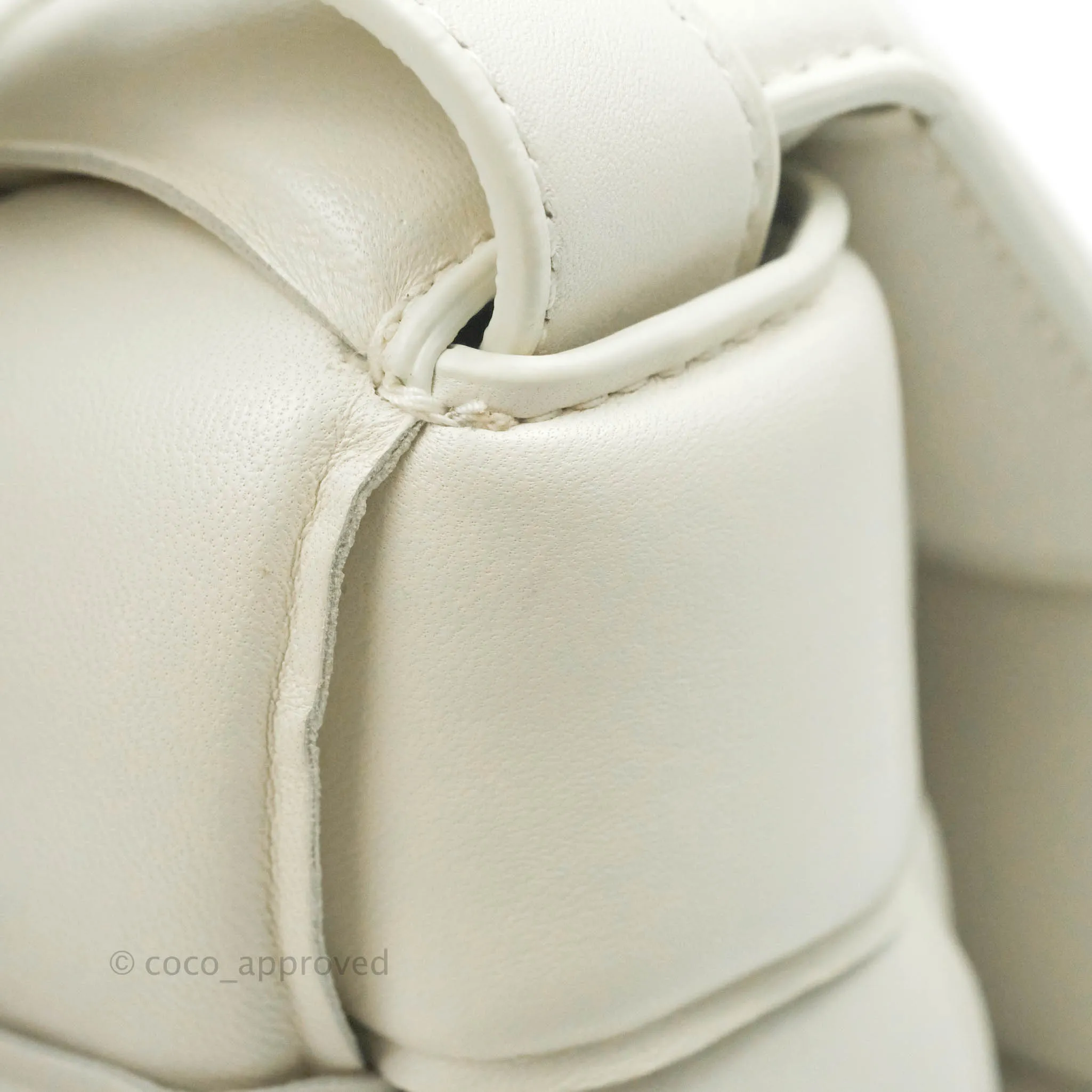 Bottega Veneta Padded Cassette Shoulder Bag Intrecciato White Lambskin Silver Hardware