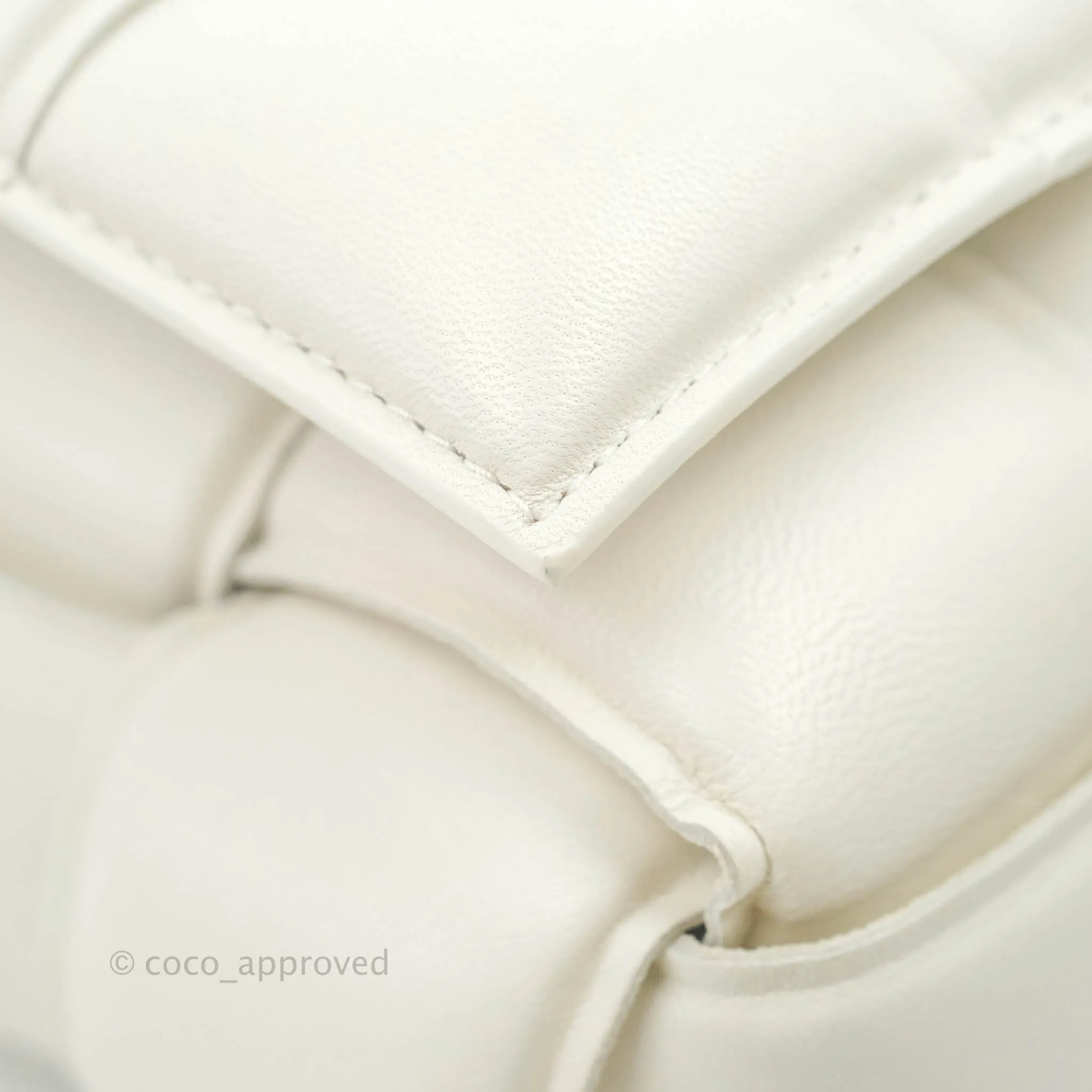 Bottega Veneta Padded Cassette Shoulder Bag Intrecciato White Lambskin Silver Hardware