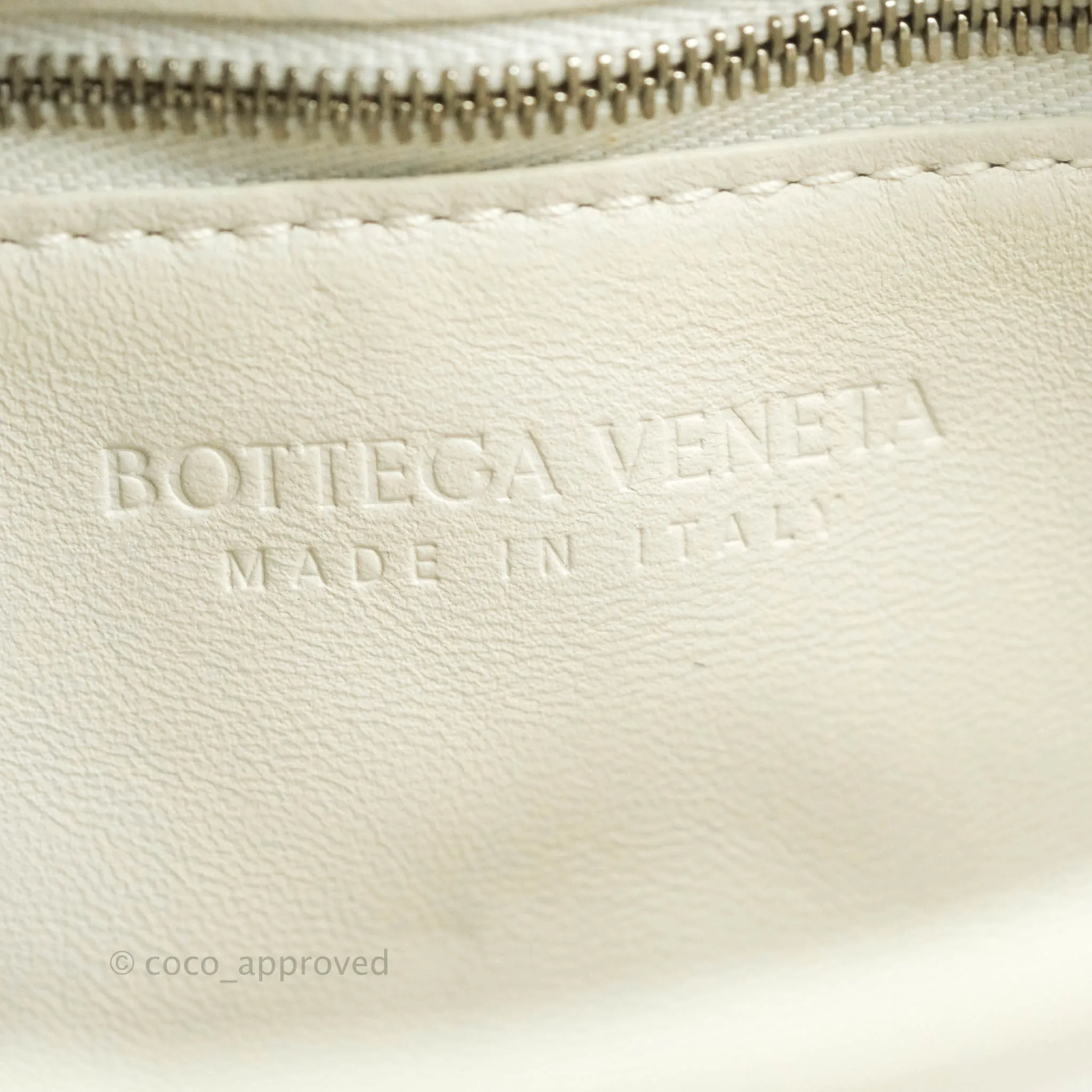 Bottega Veneta Padded Cassette Shoulder Bag Intrecciato White Lambskin Silver Hardware