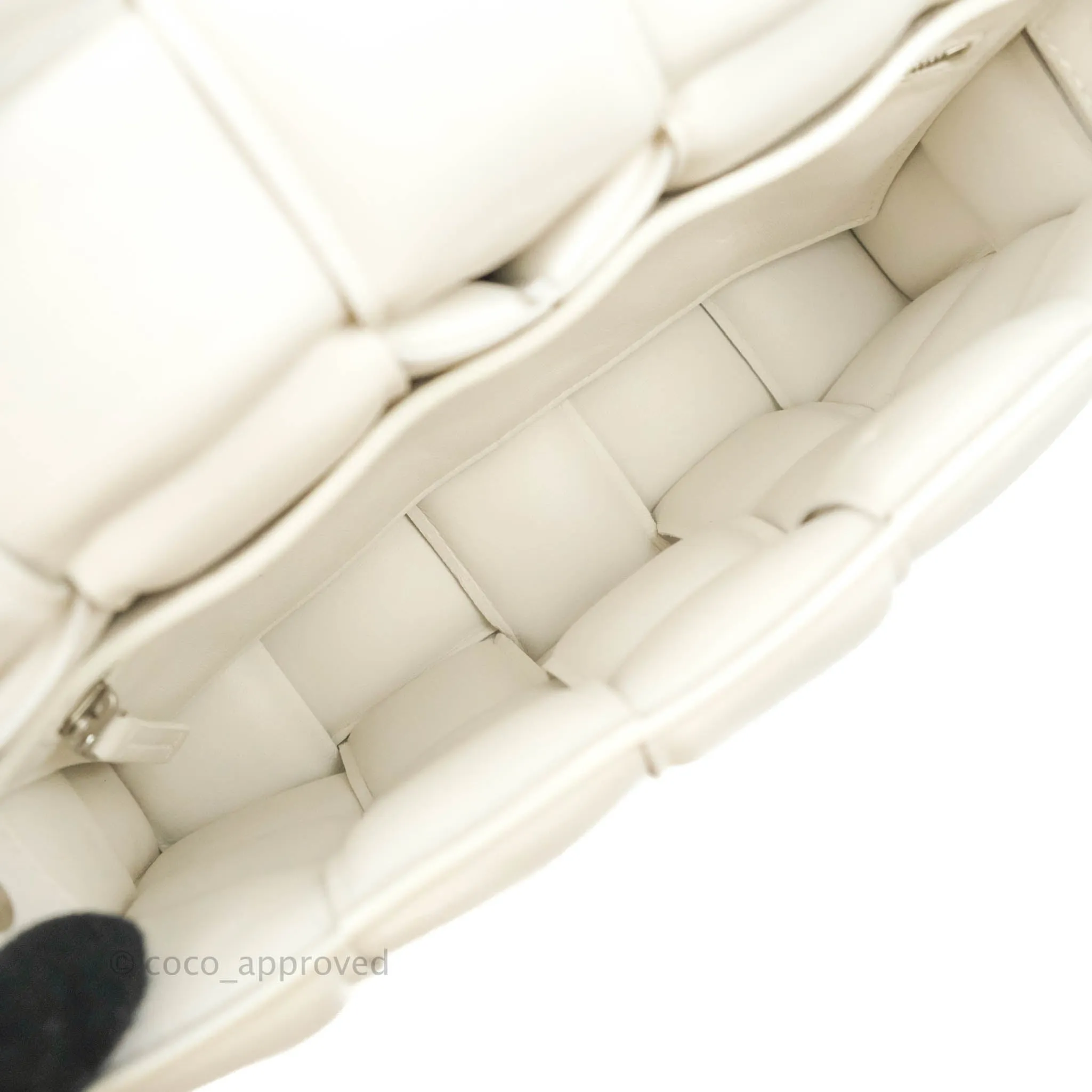 Bottega Veneta Padded Cassette Shoulder Bag Intrecciato White Lambskin Silver Hardware