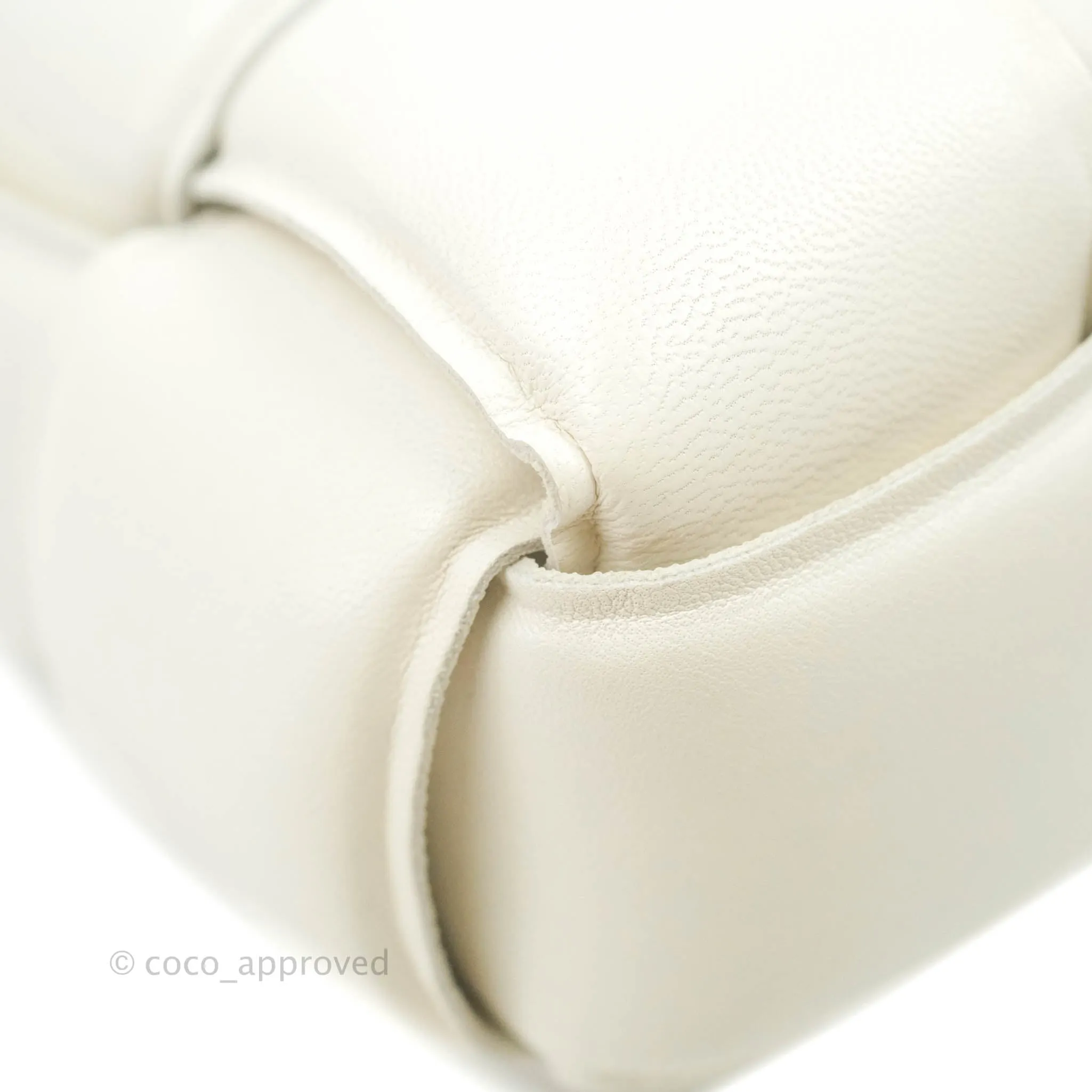 Bottega Veneta Padded Cassette Shoulder Bag Intrecciato White Lambskin Silver Hardware